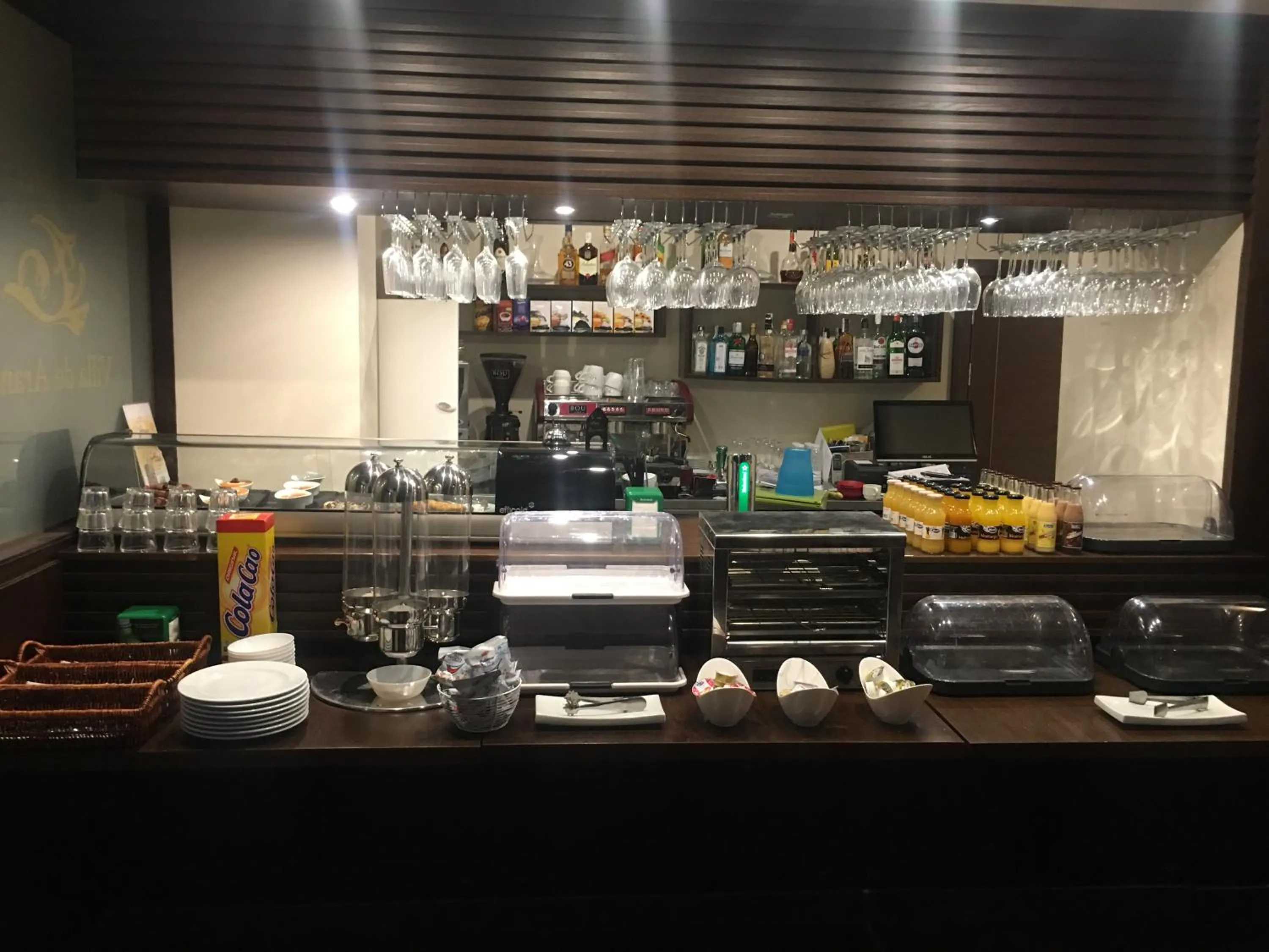 Lounge or bar in Hotel Villa de Aranda