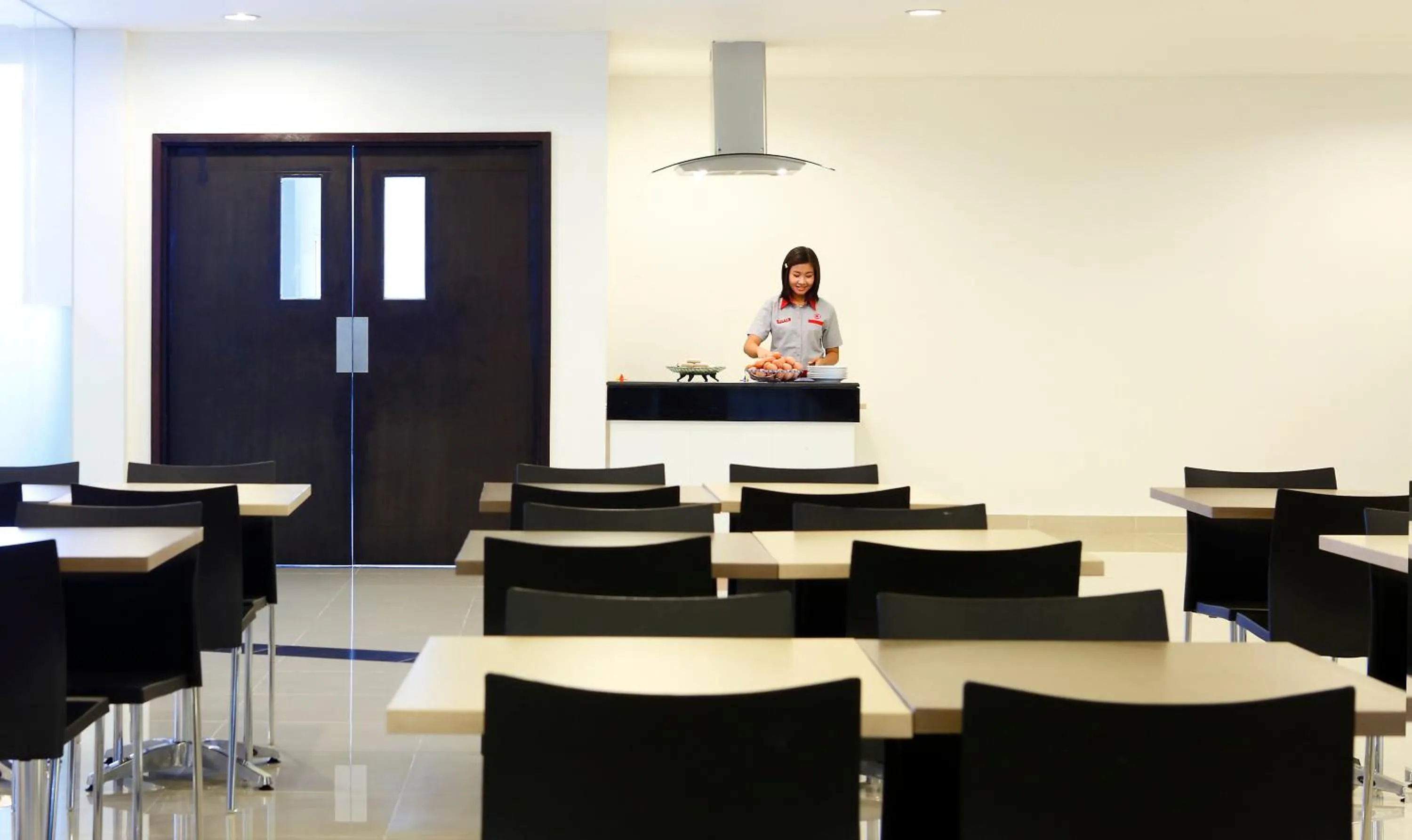 Restaurant/places to eat in Amaris Hotel Ponorogo