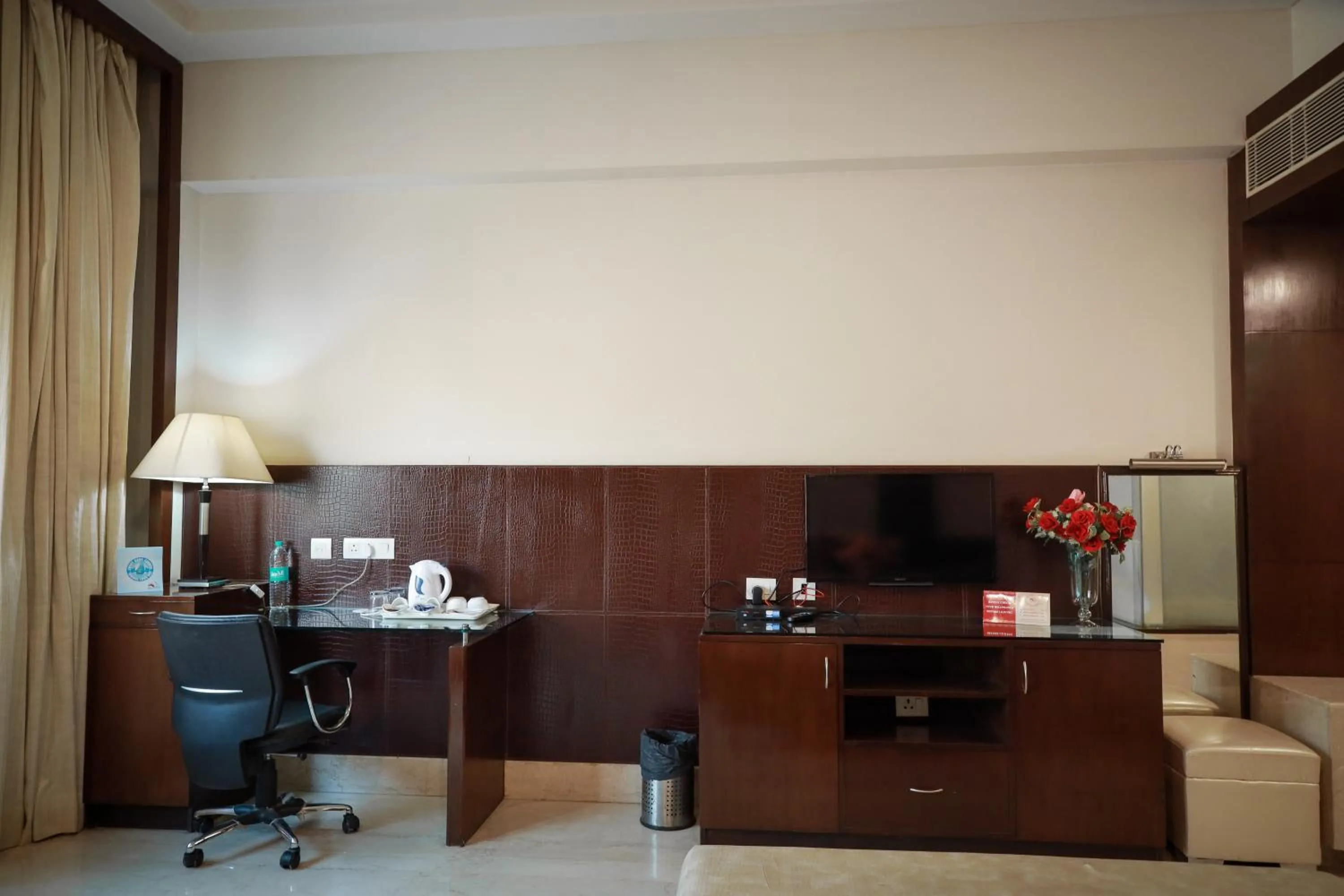 Bedroom in Hotel Airport Residency