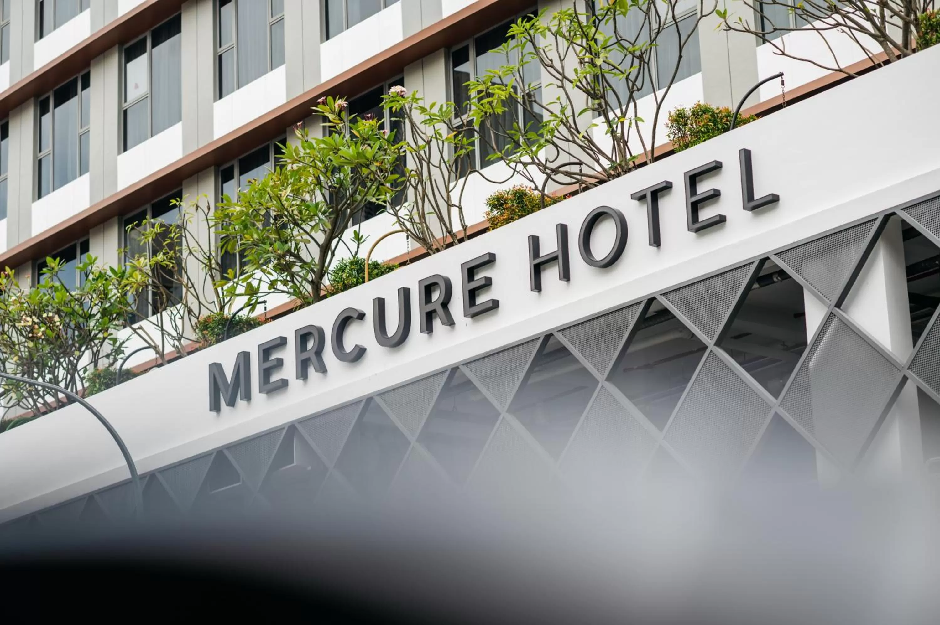 Property building in Mercure Singapore Tyrwhitt