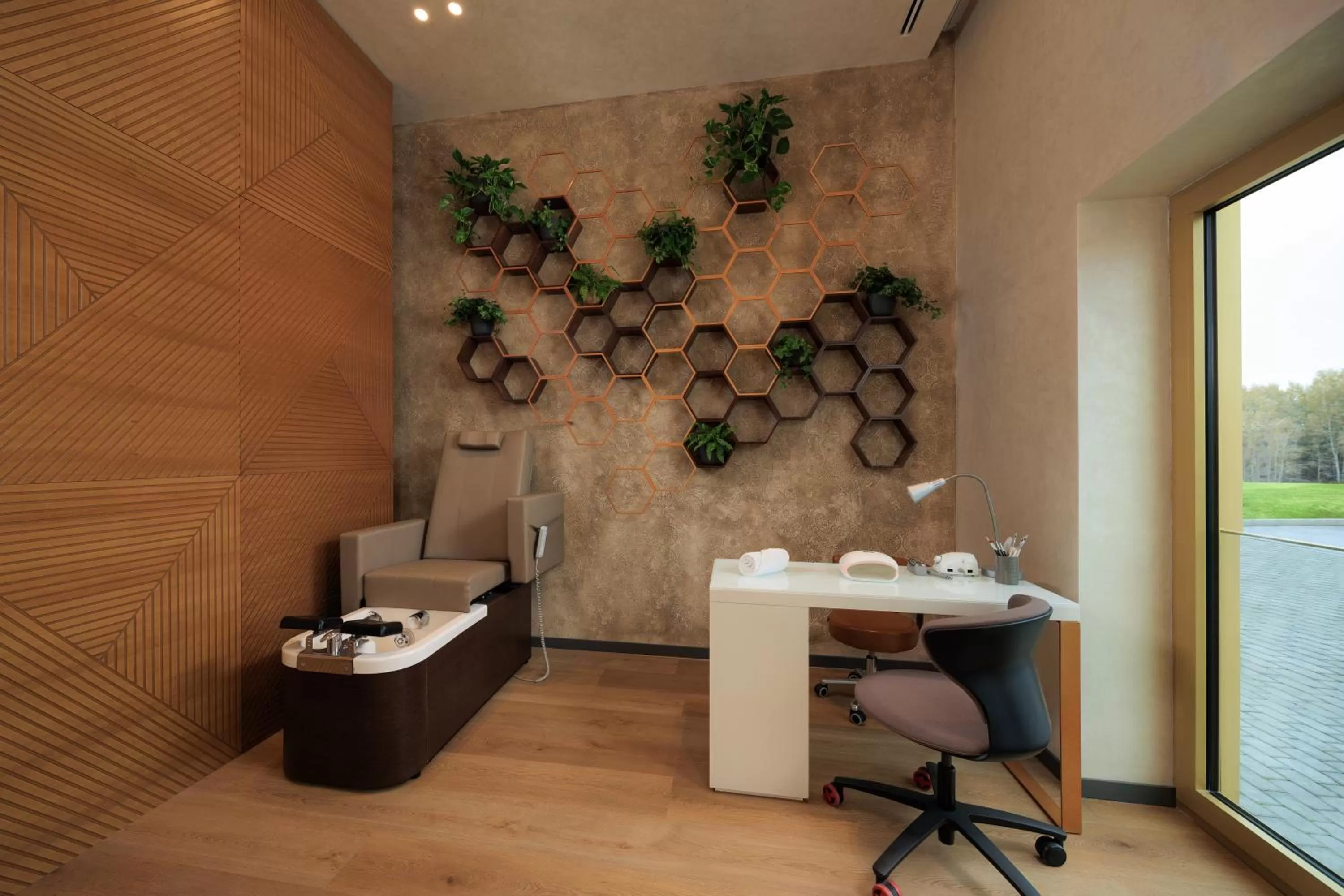 Massage in mk hotel tirana