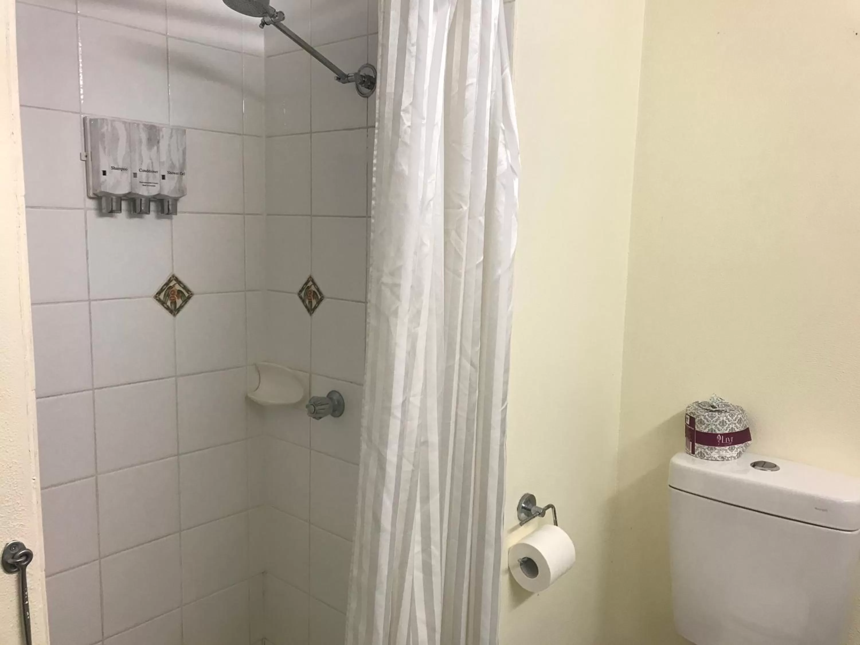 Bathroom in Emerald Central Hotel Official