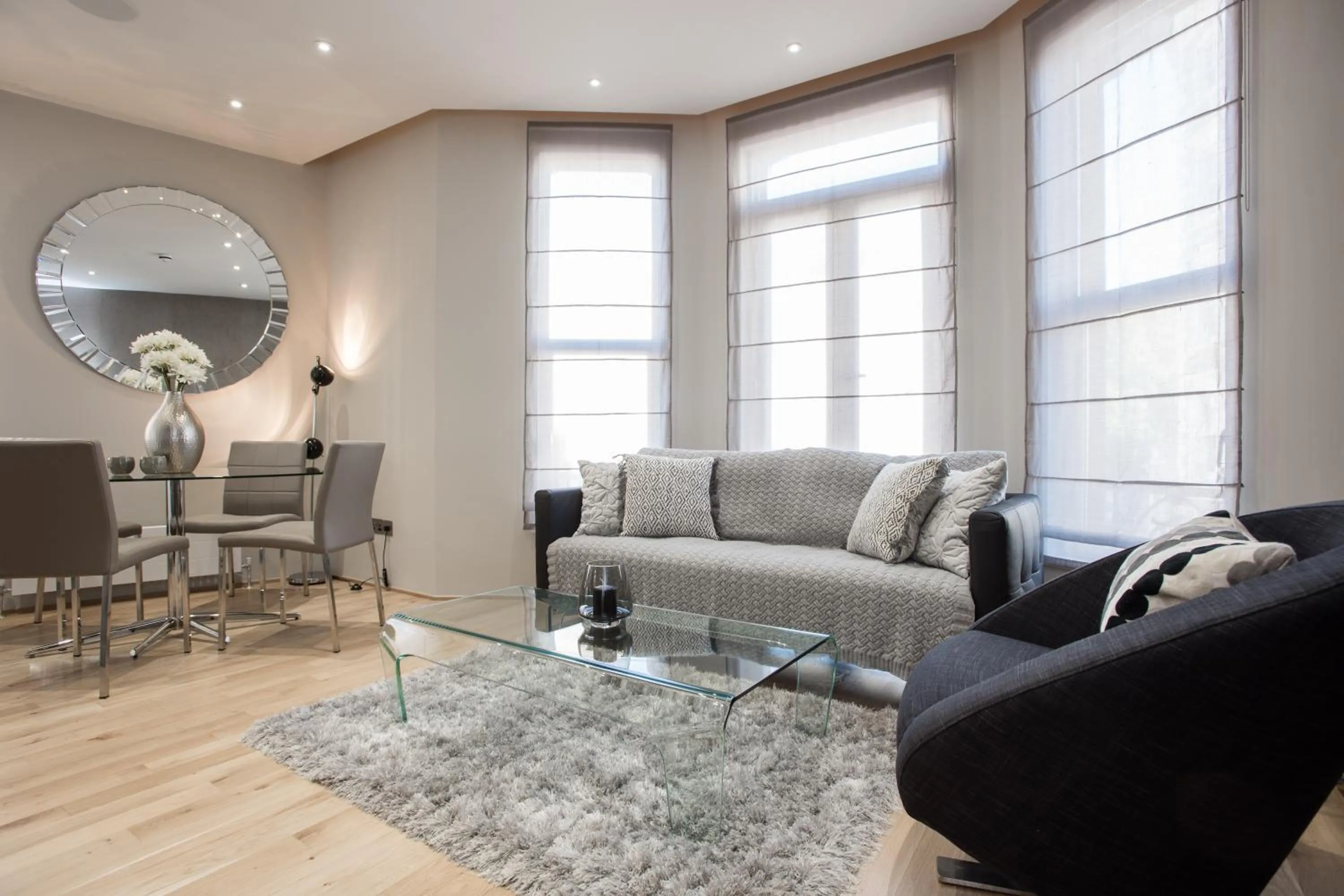 Day in The Harrington - Gloucester Road - 1 Harrington Gardens