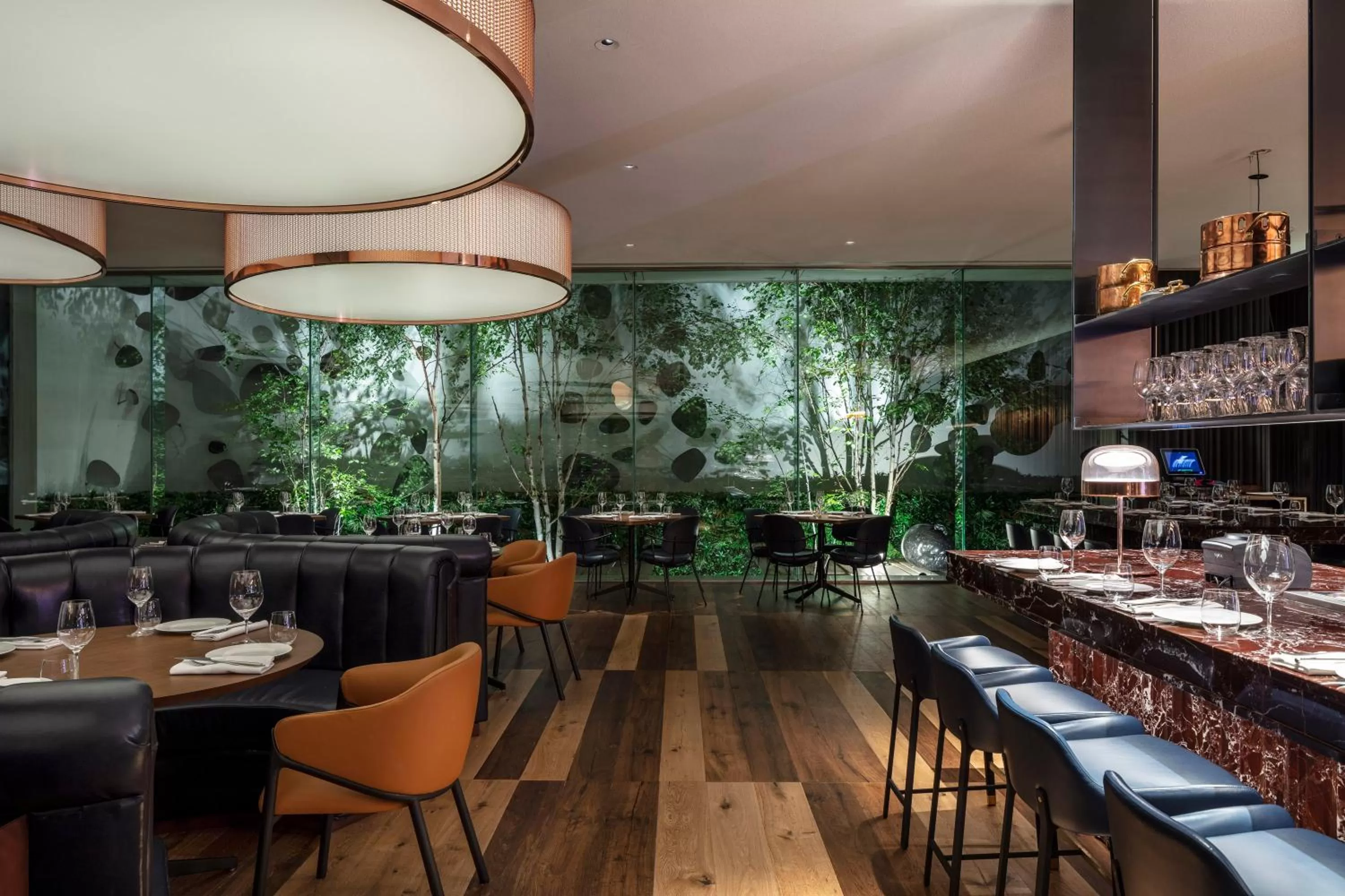 Restaurant/places to eat in Sir Victor Hotel, part of Sircle Collection