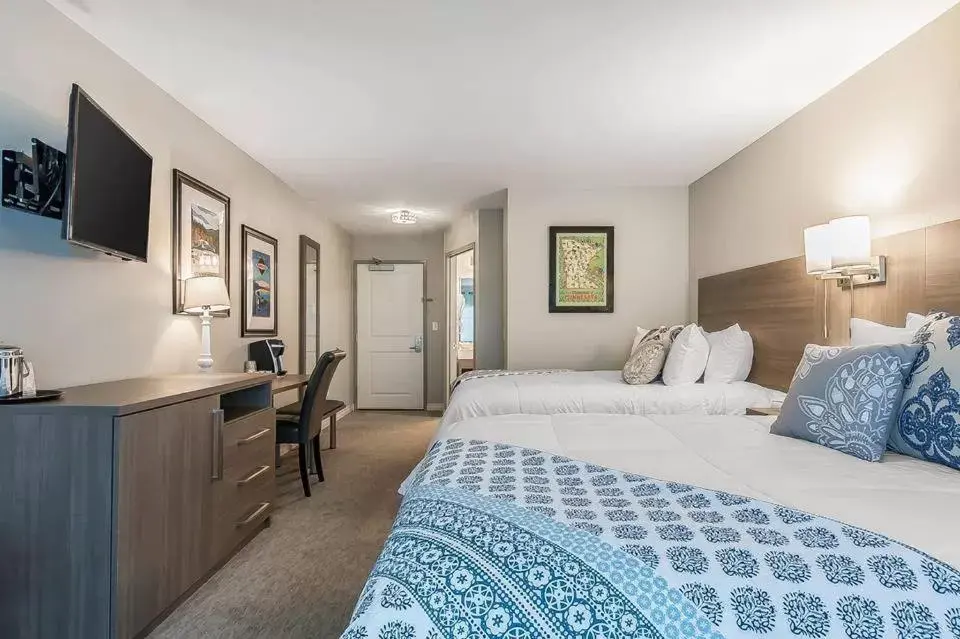 Lakes Inn at Dunvilla Lakes Inn at Dunvilla