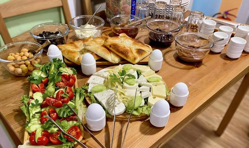 Breakfast in Palm Hotel