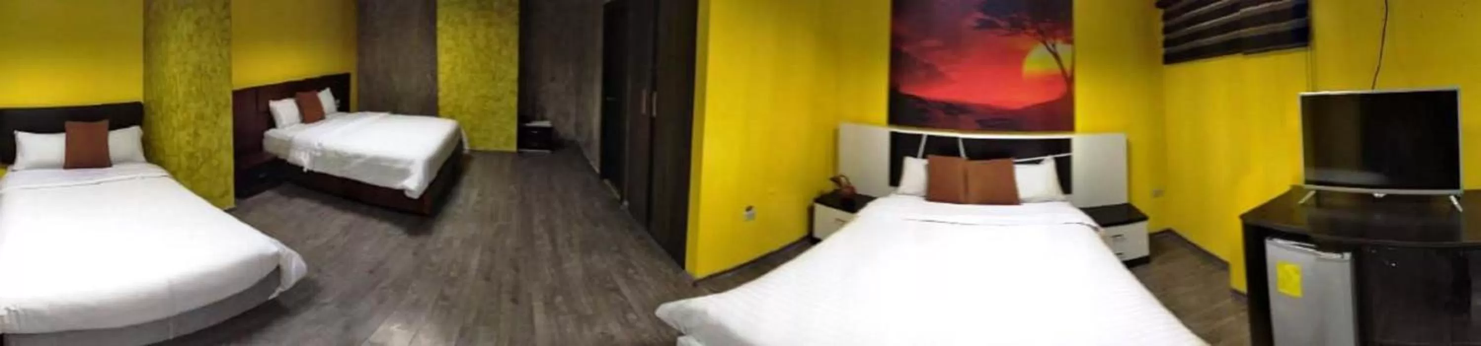 Bedroom in La Kapital Hotel