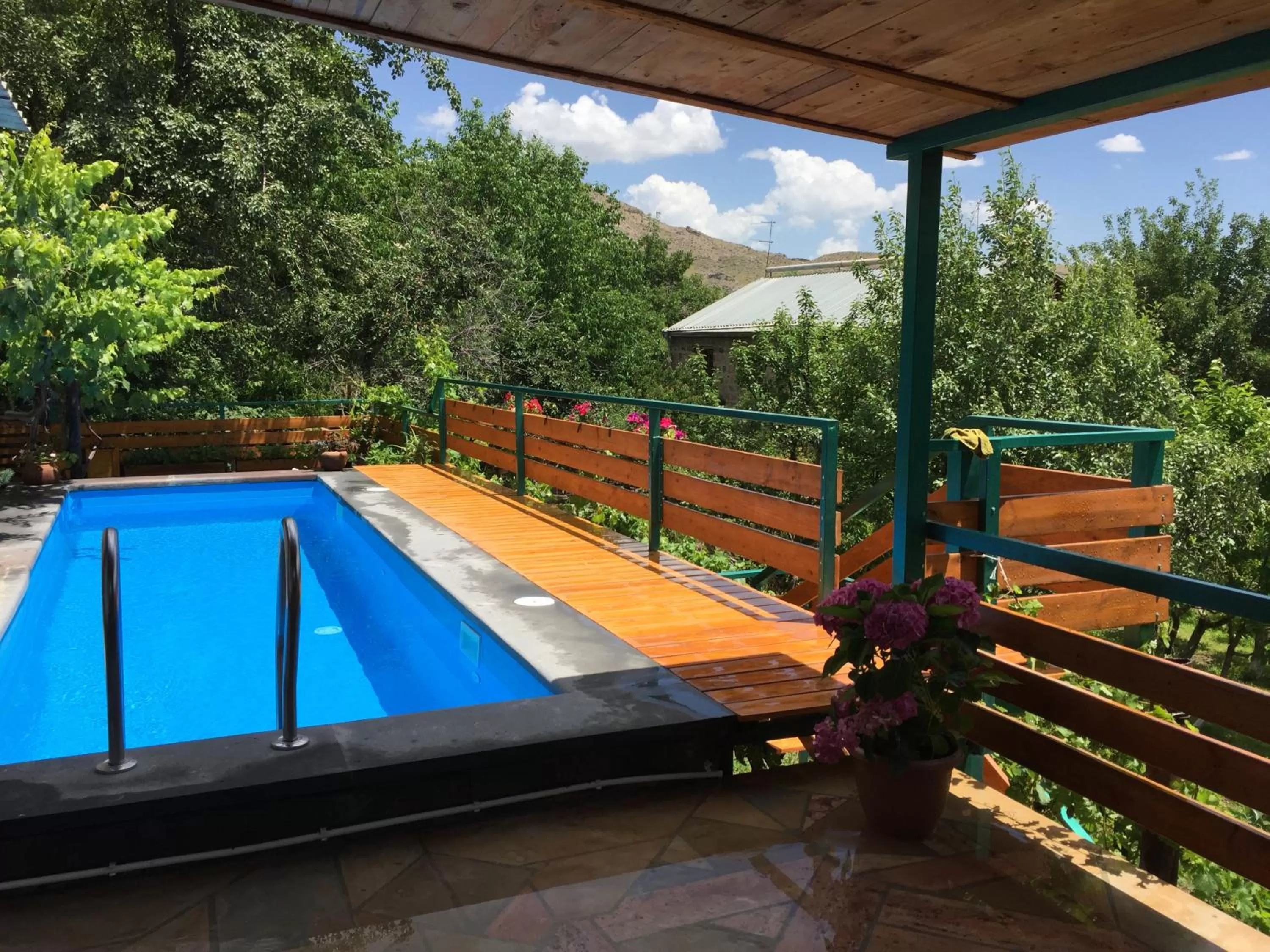 Swimming pool in Green Stone Boutique Hotel