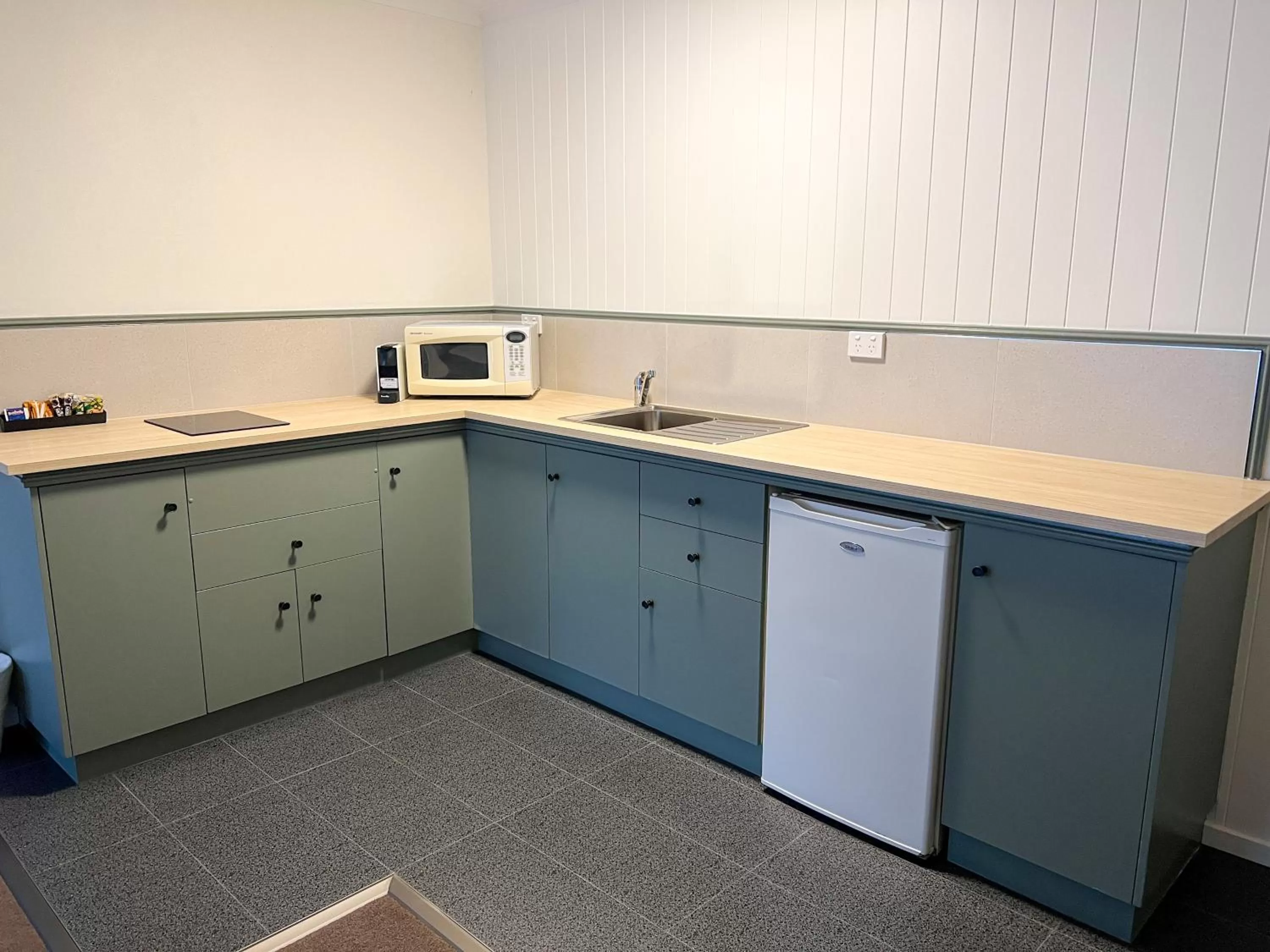 Summerhill Motor Inn