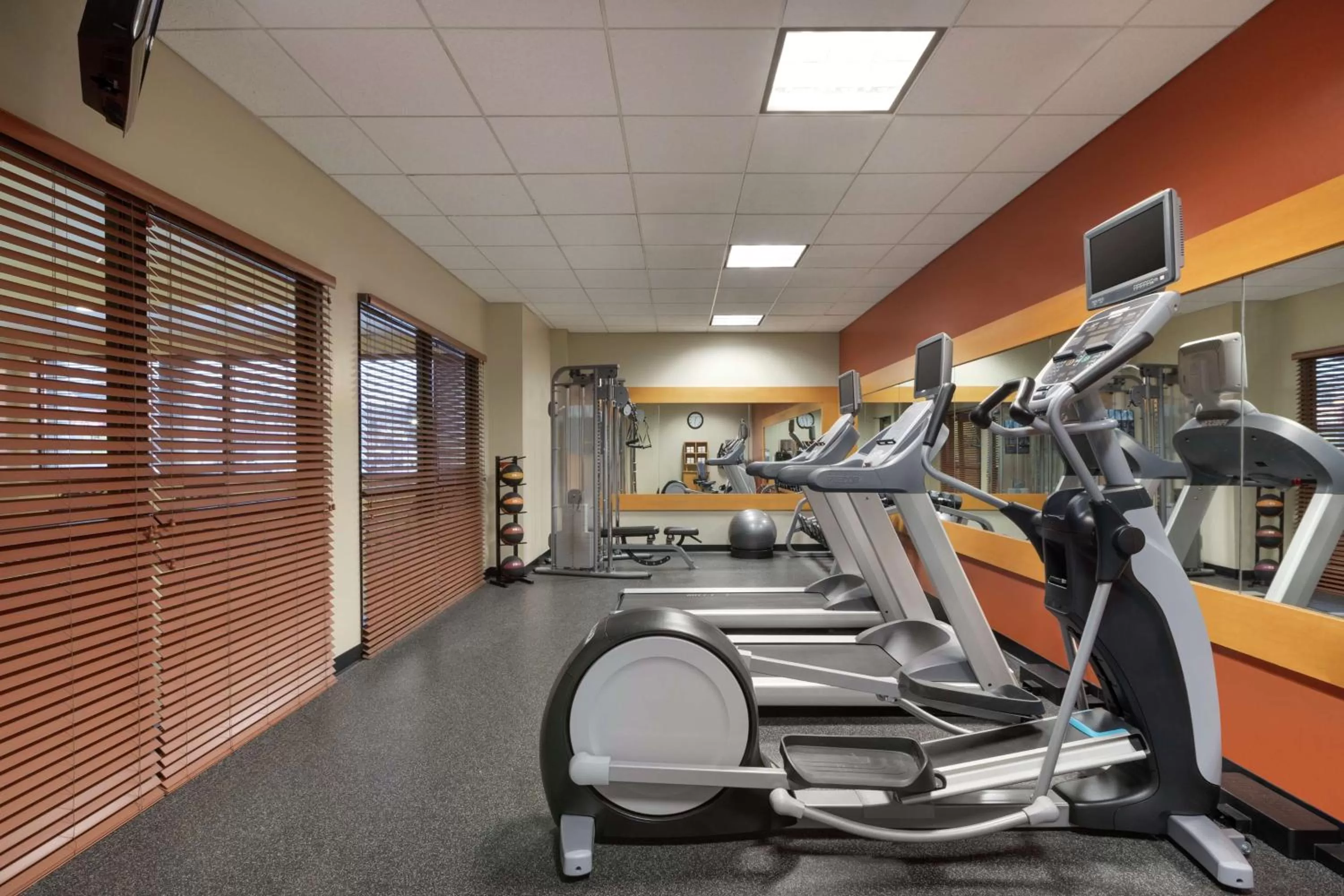 Fitness centre/facilities in Hilton Garden Inn Troy