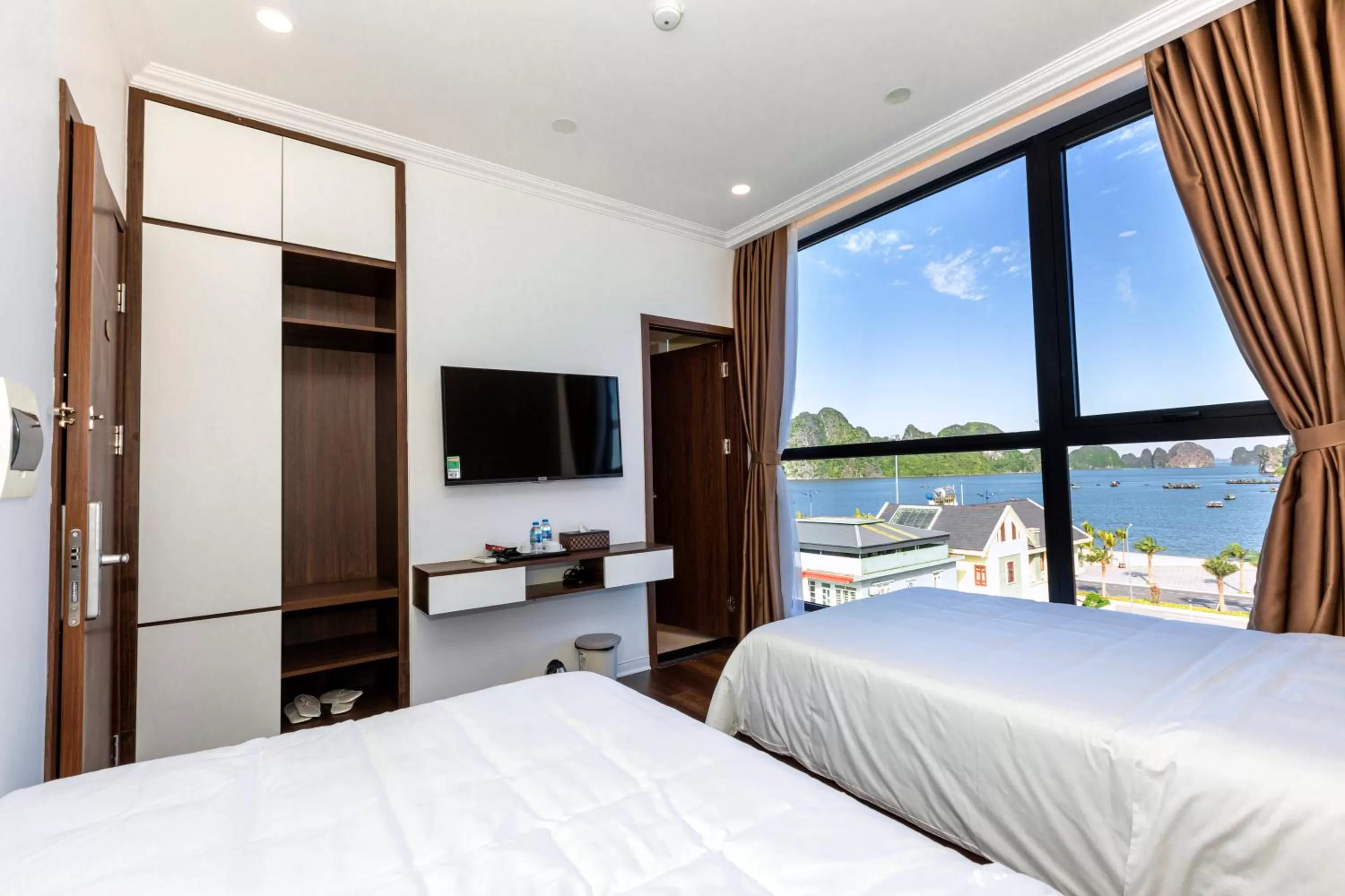 Minh Phong Hotel Ha Long