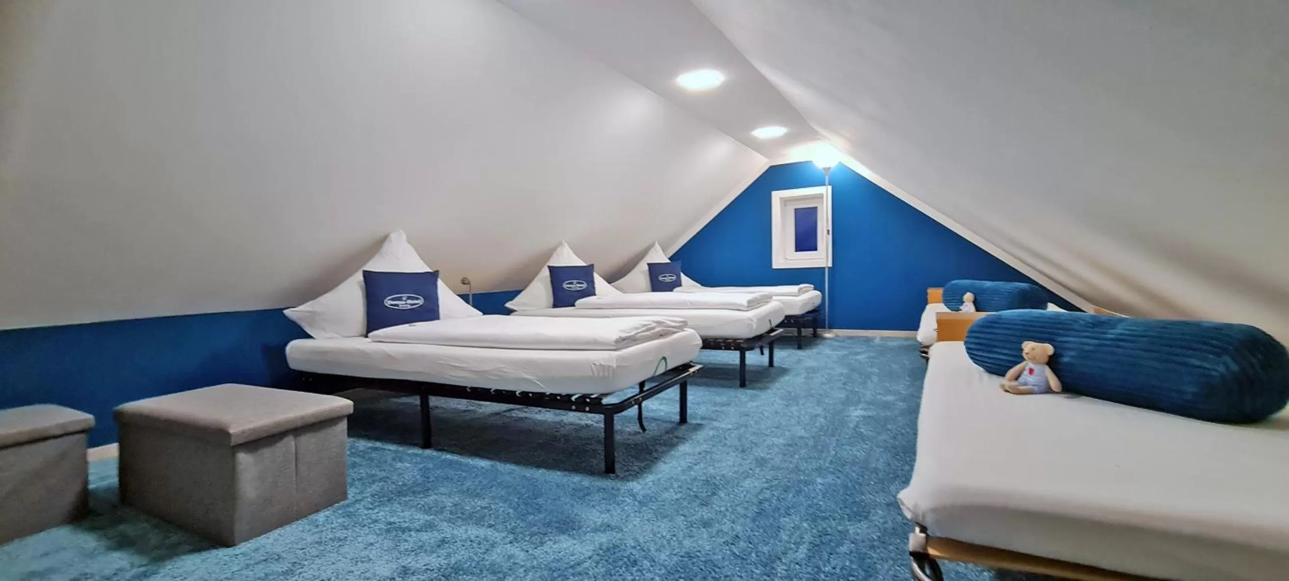 Photo of the whole room, Bed in Donau-Hotel