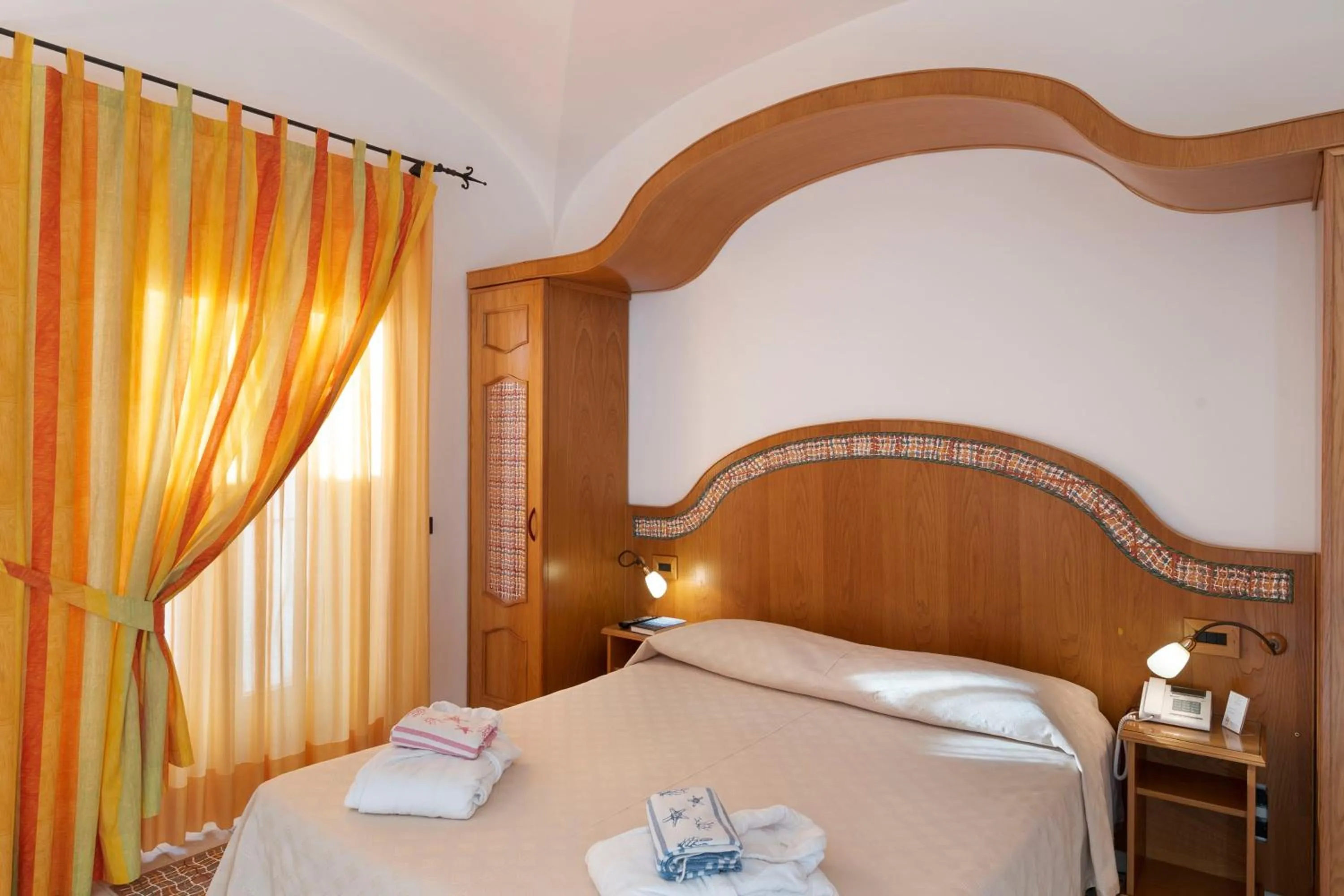 Bedroom, Bed in Tramonto d'Oro