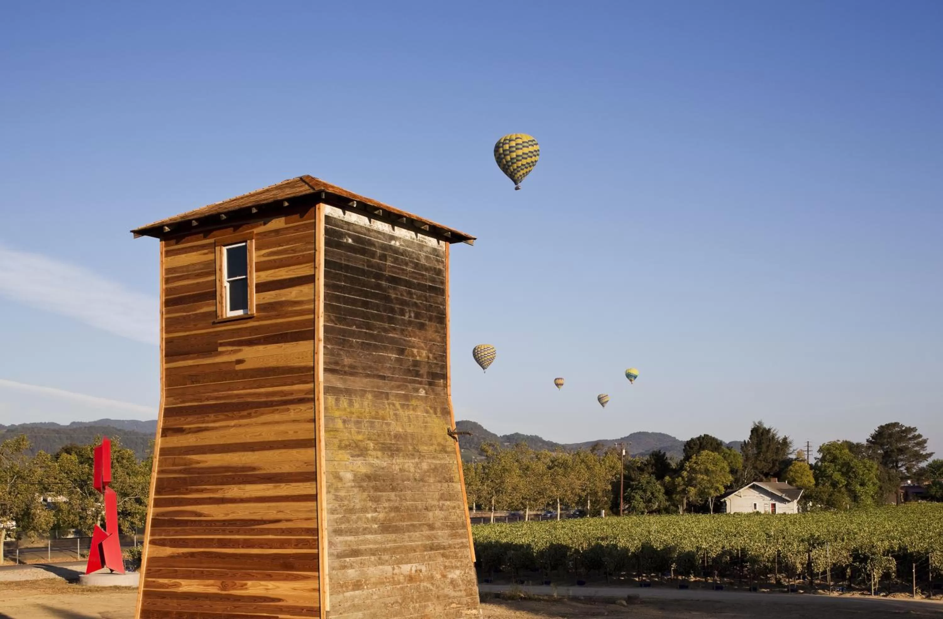 Facade/entrance in SENZA Hotel