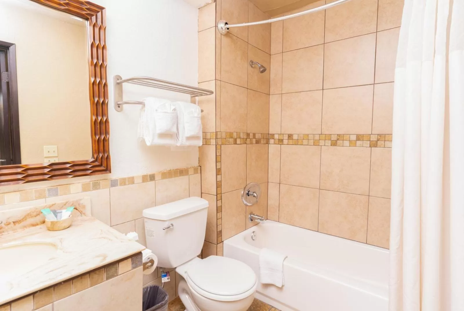 Bathroom in Hotel Baja San Diego