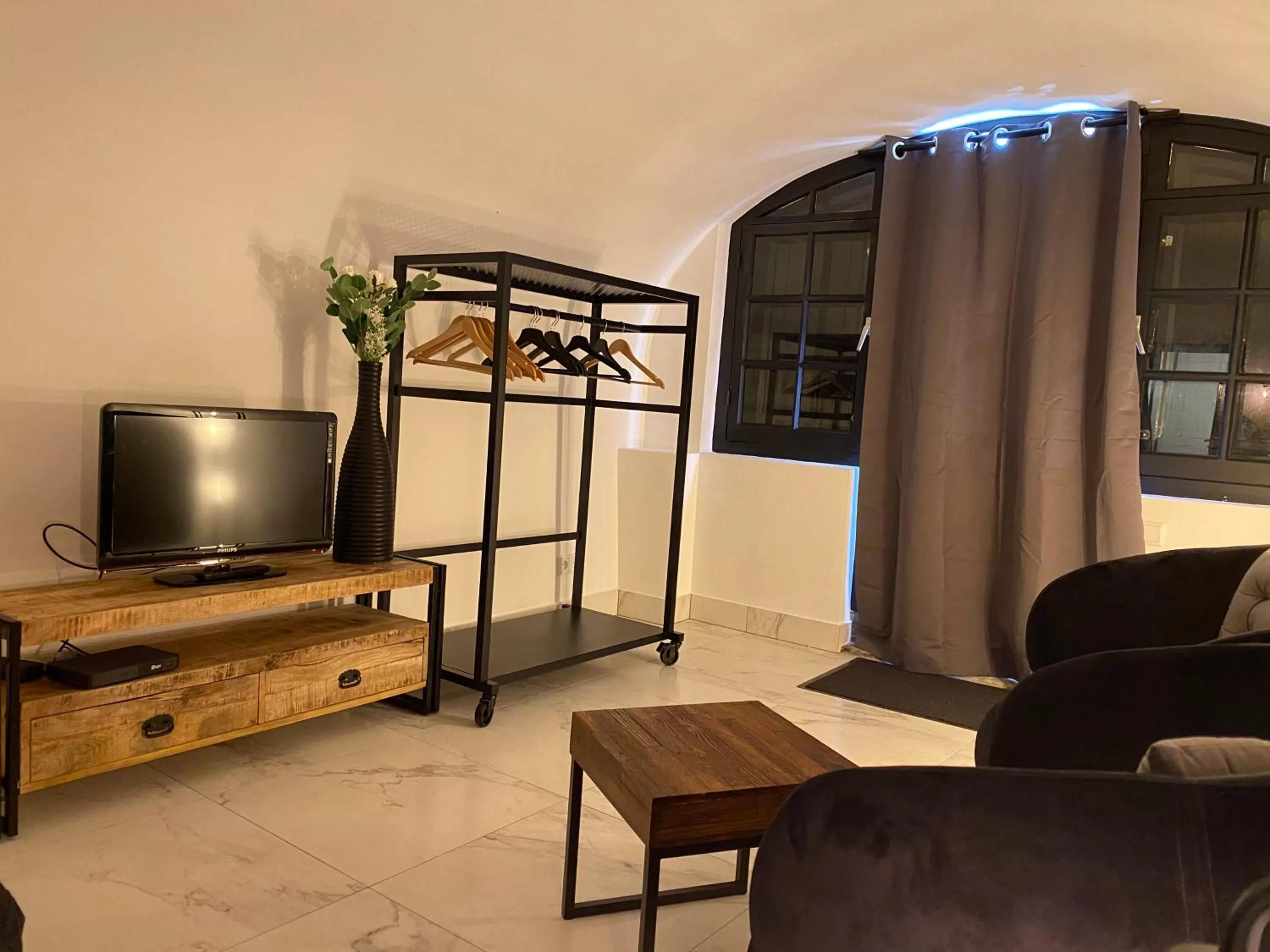 TV/Entertainment Center in Slapen onder de Dom