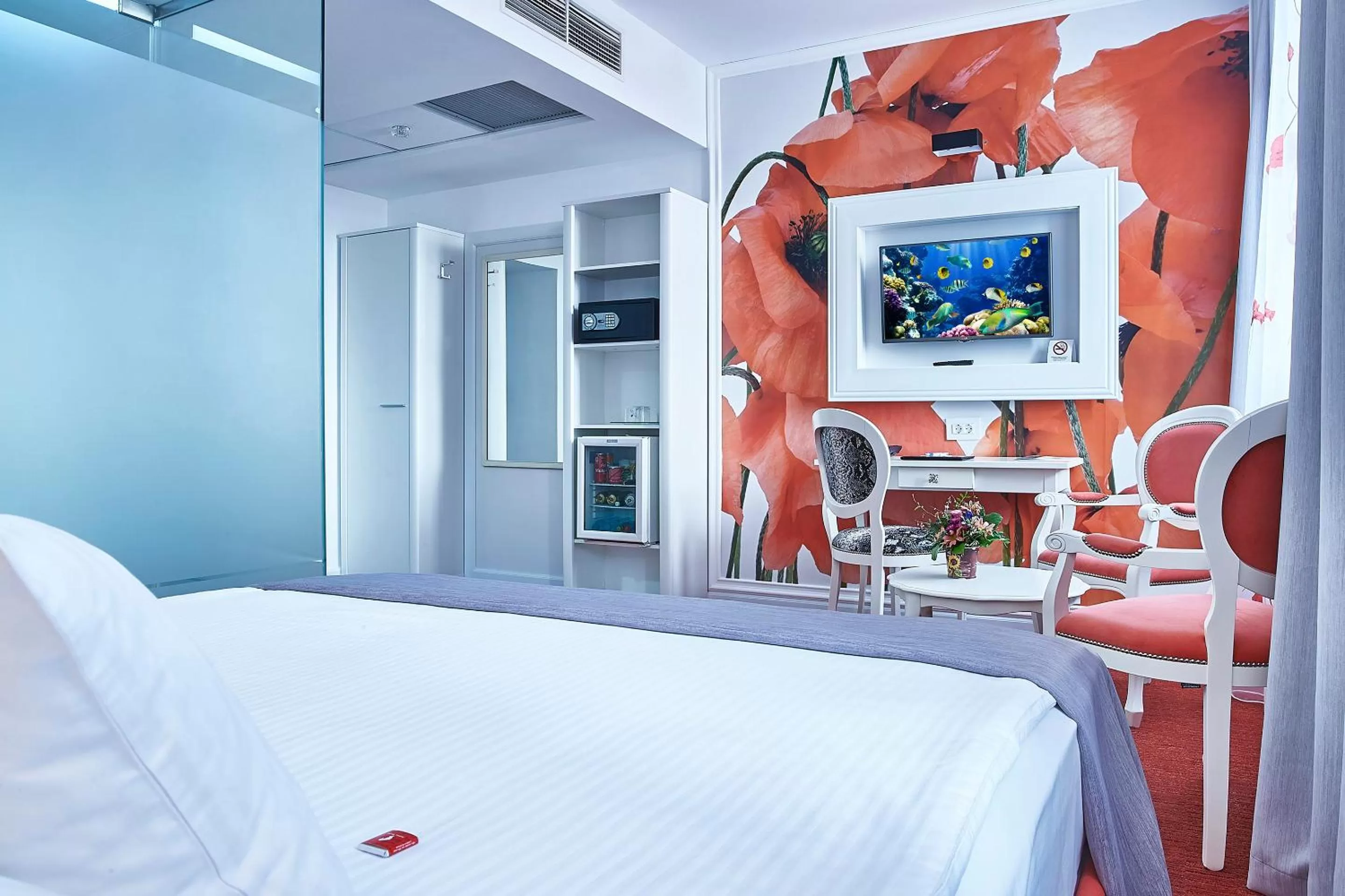 Decorative detail, Bed in Continental Forum Sibiu