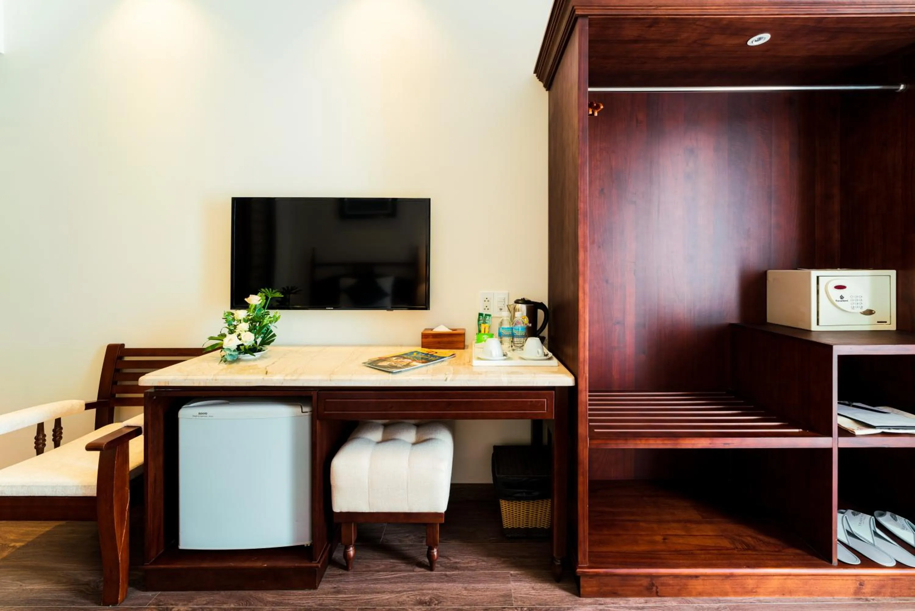 Bedroom in Tran Vien Dong Hotel