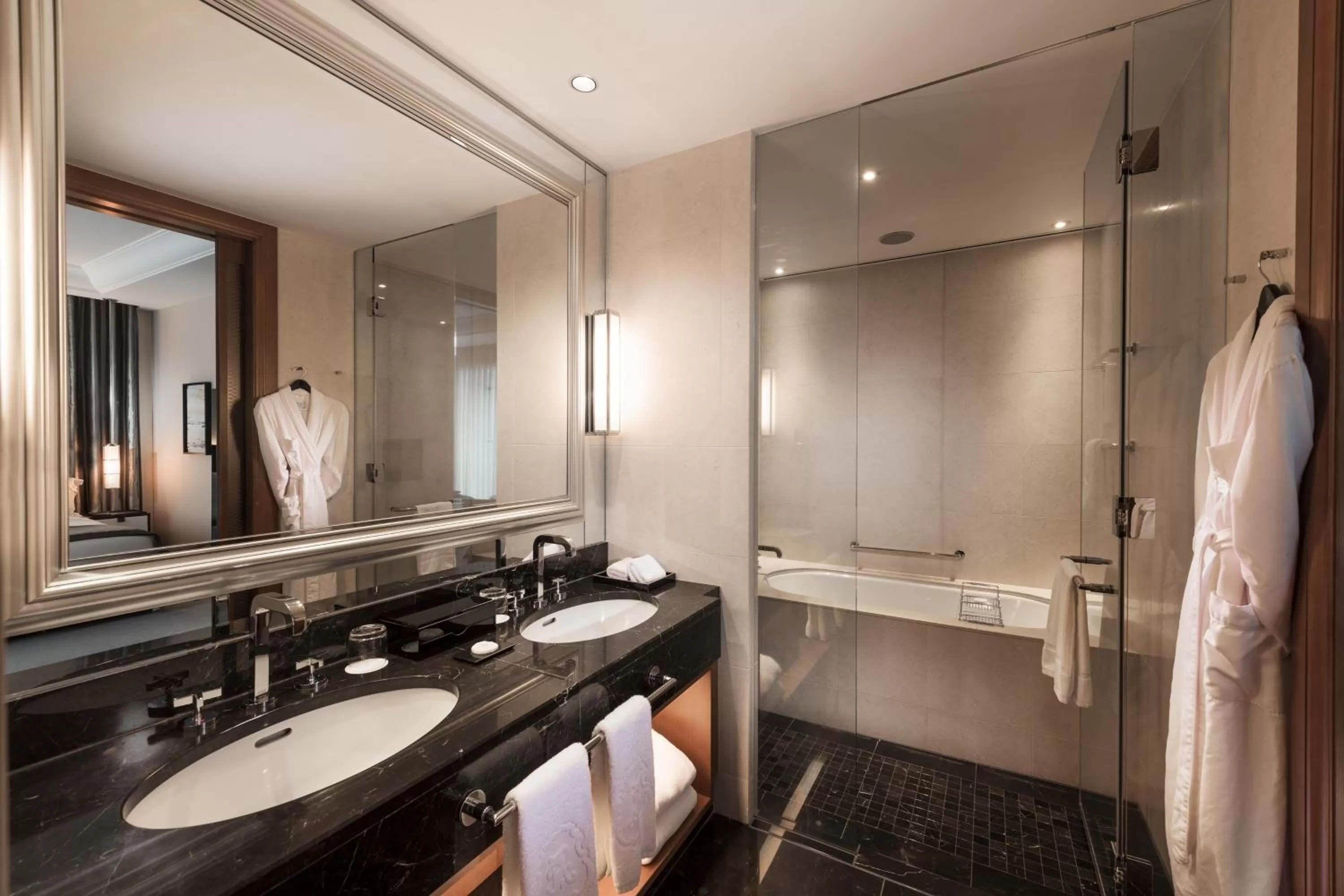 Bathroom in The St. Regis Osaka