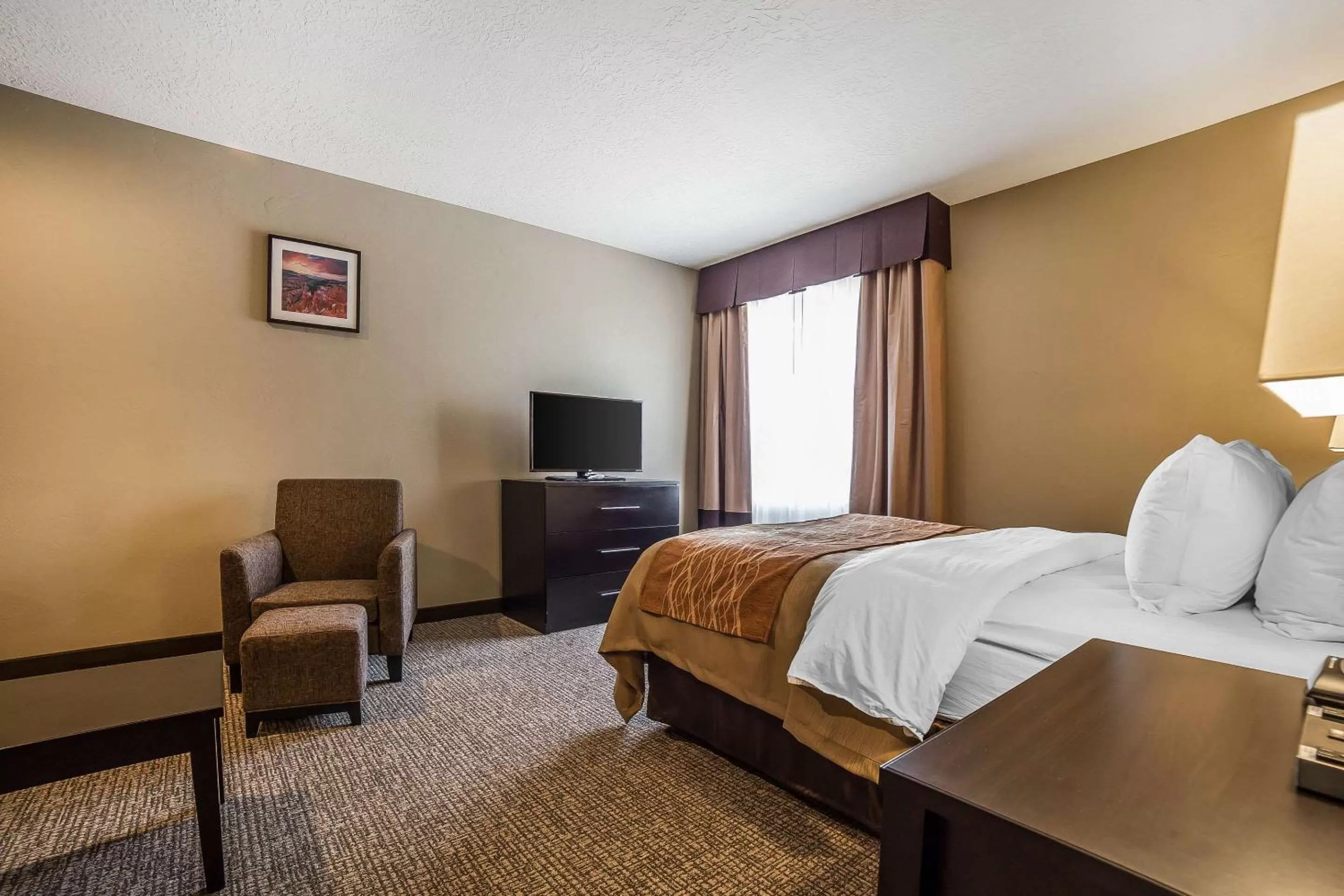 Photo of the whole room, Bed in Comfort Inn & Suites Vernal - National Monument Area