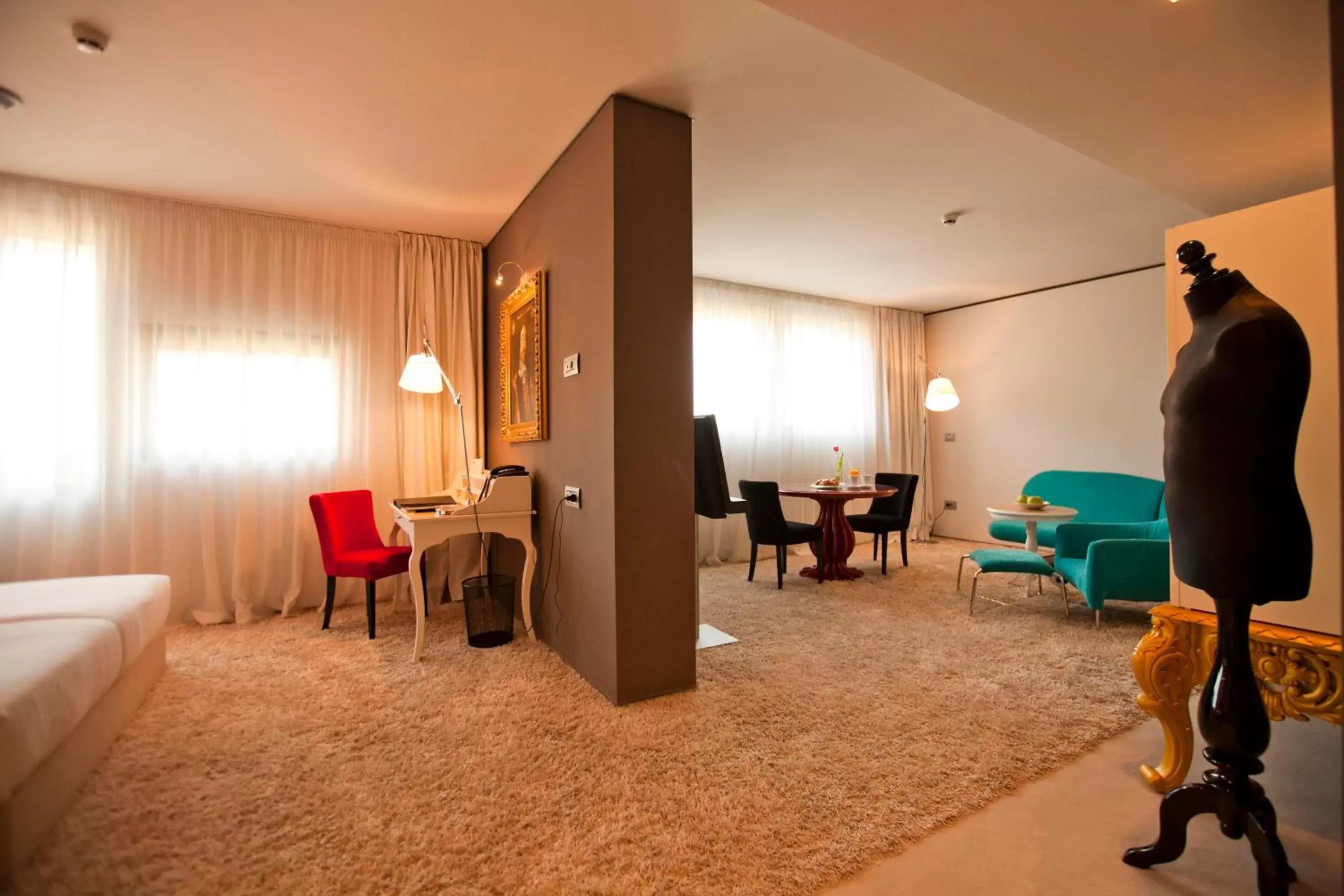 Junior Suite in Graffit Gallery Design Hotel Junior Suite in Graffit Gallery Design Hotel