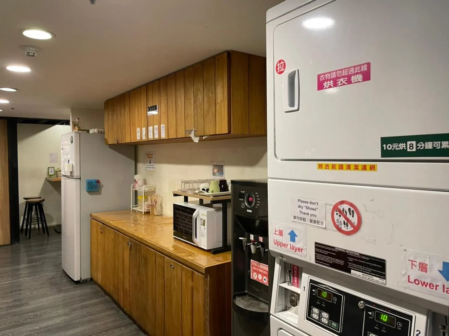 Kitchen or kitchenette in Angels Hostel Taipei Ximen
