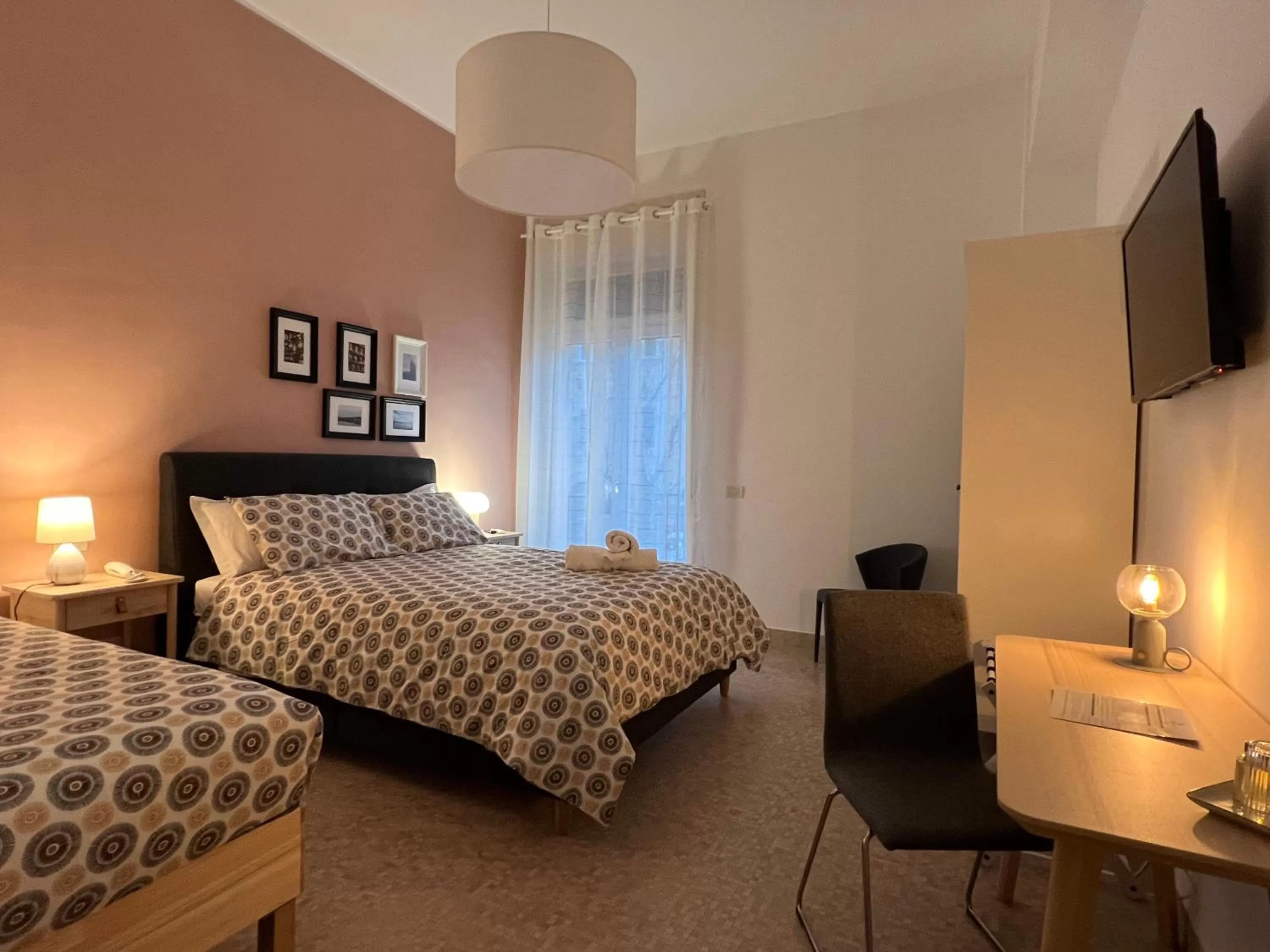 Bed in Garibaldi R&B