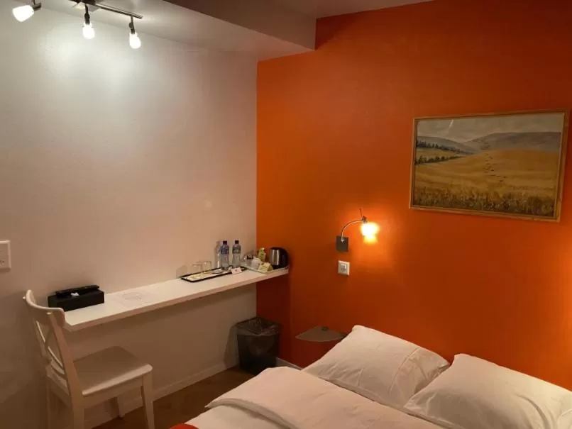 Bed in Auberge de Dully