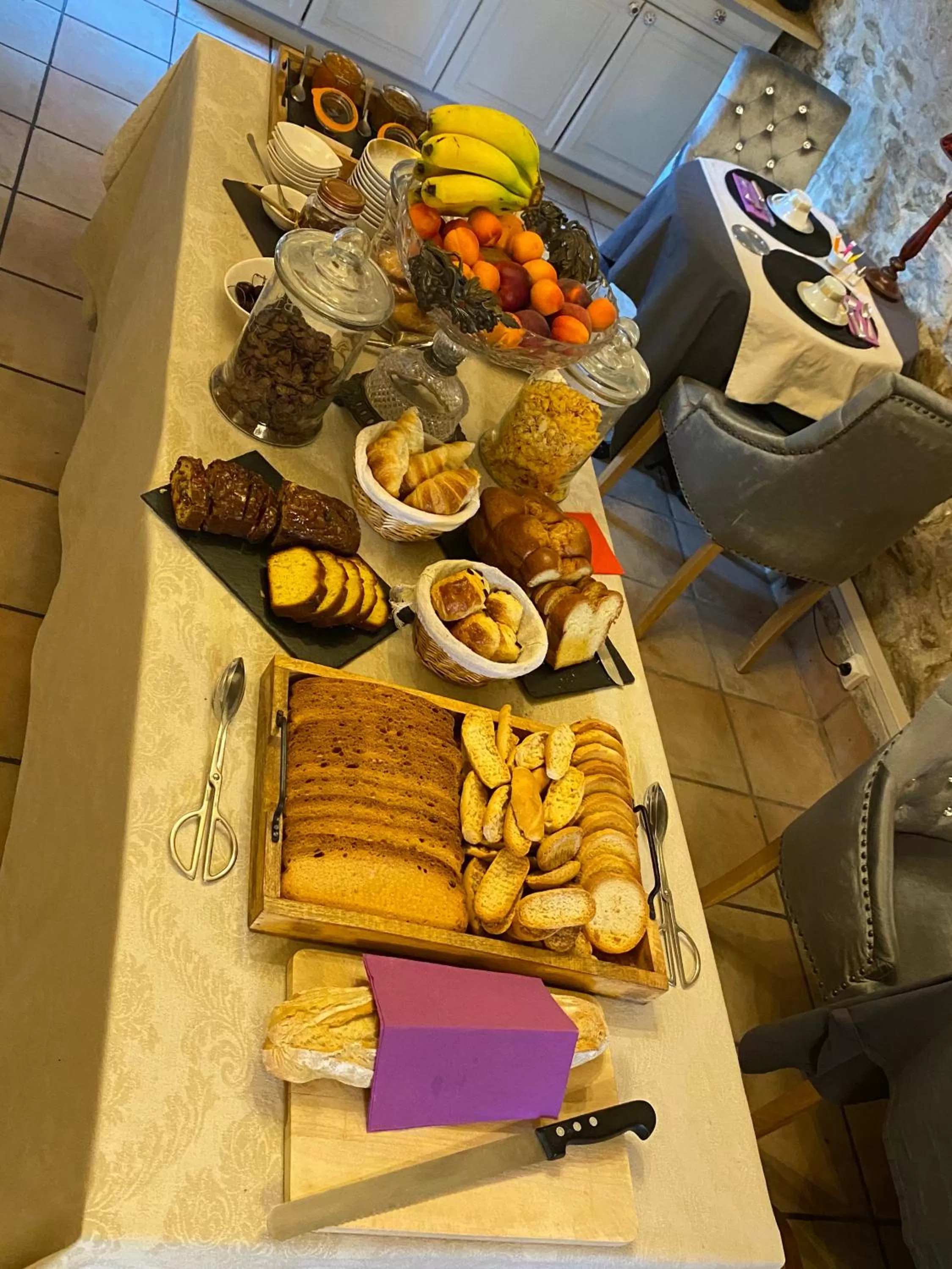 Breakfast in Hotel Le Saint Laurent