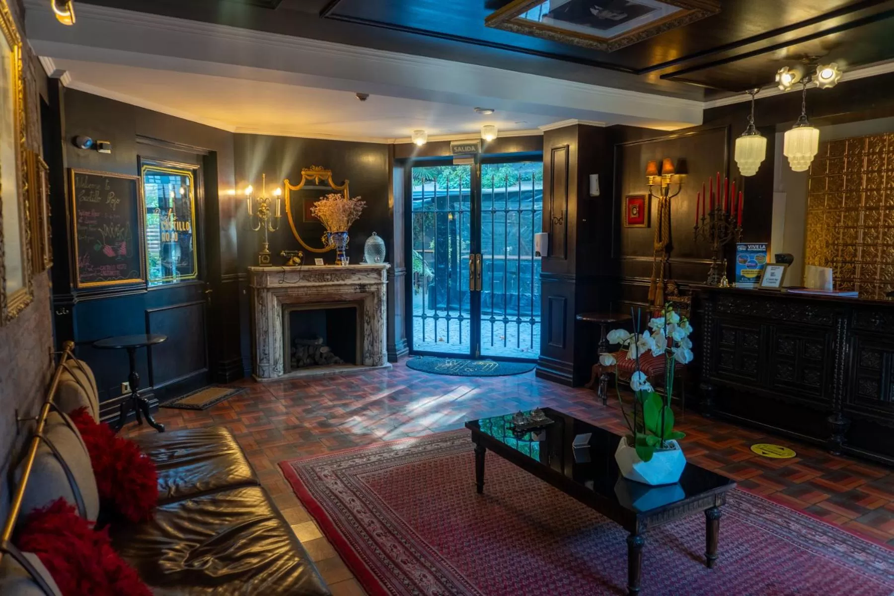 Lobby or reception in Hotel Boutique Castillo Rojo