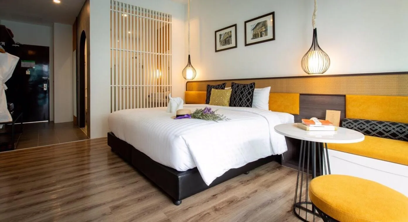 Bed in Chaanburi Boutique Resort