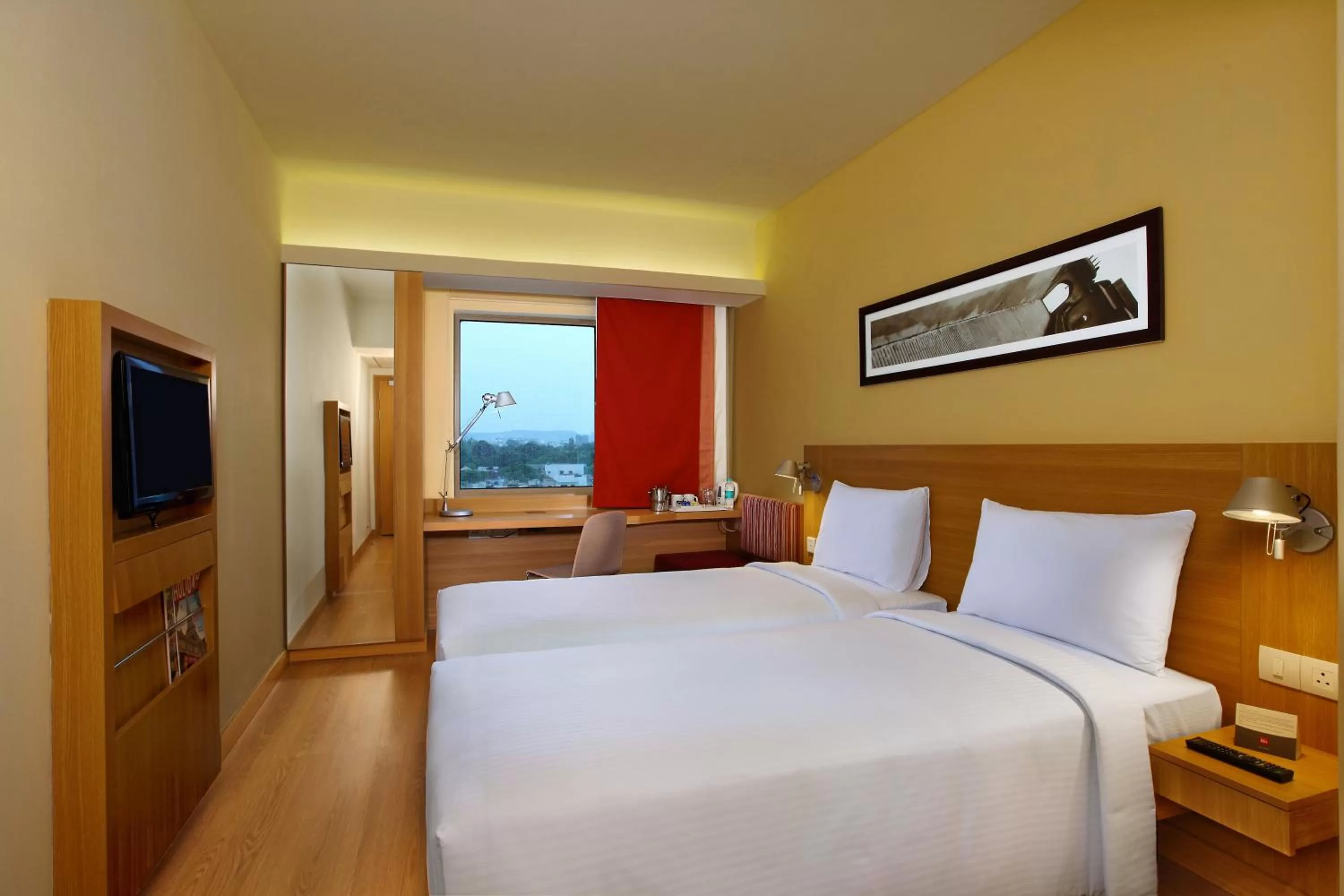 Bed in ibis New Delhi Aerocity - An Accor Brand
