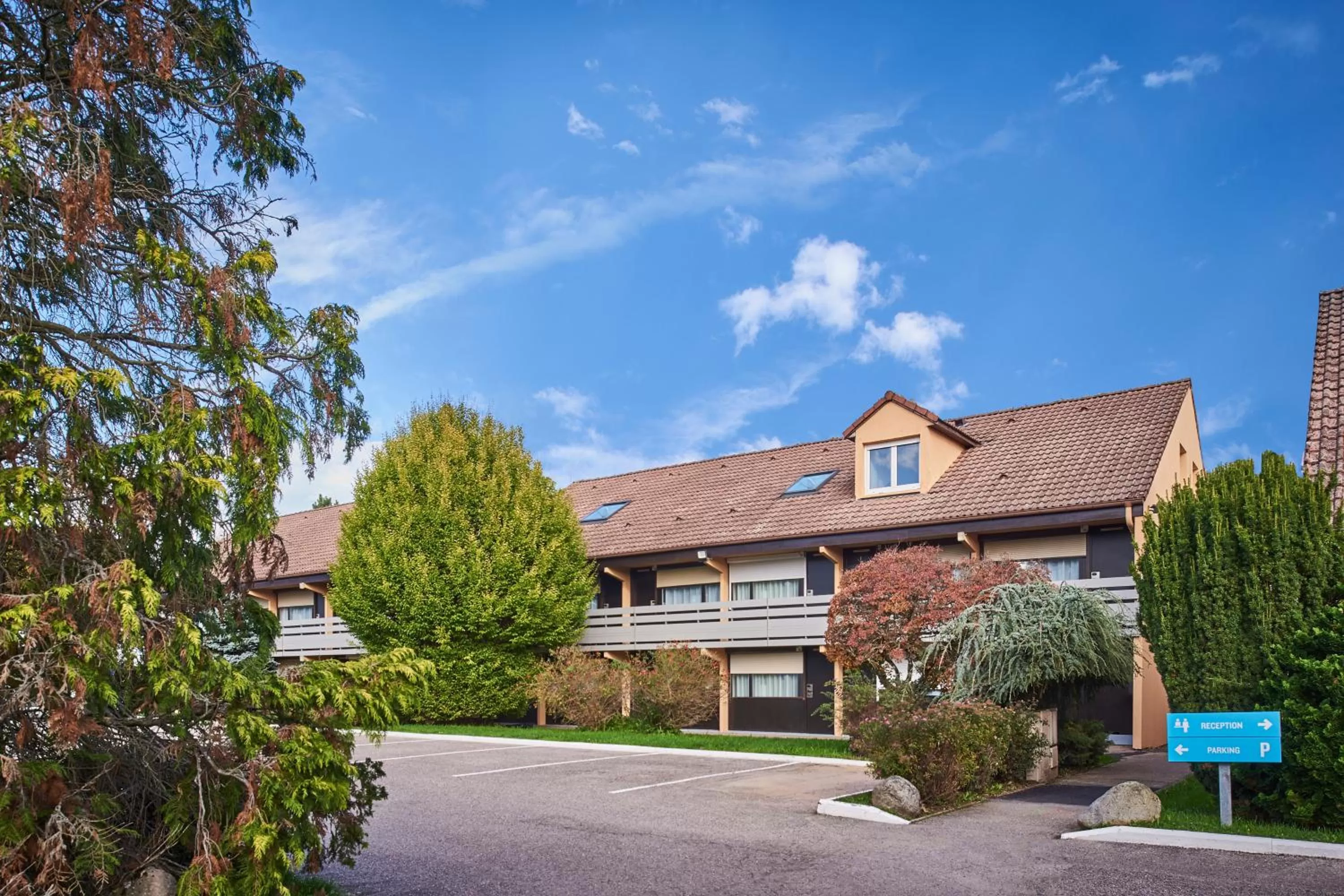 Property building in Kyriad Direct Epinal