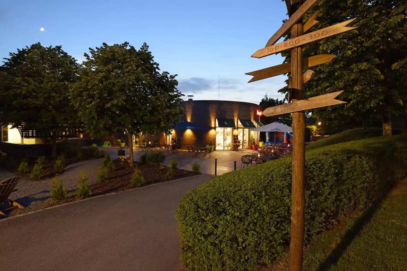 Property building in Mont-des-Pins