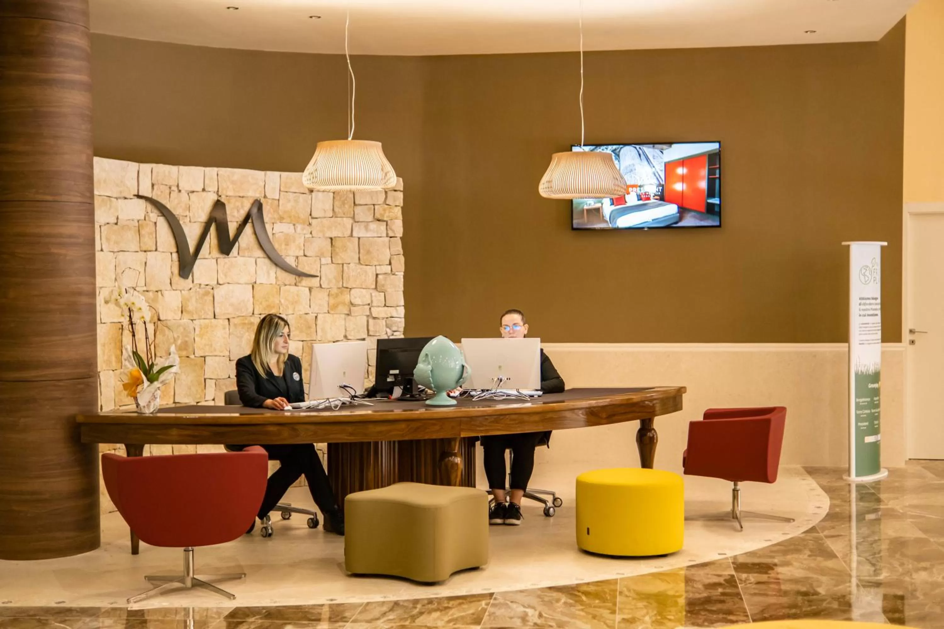 Lobby or reception in Mercure Hotel President Lecce