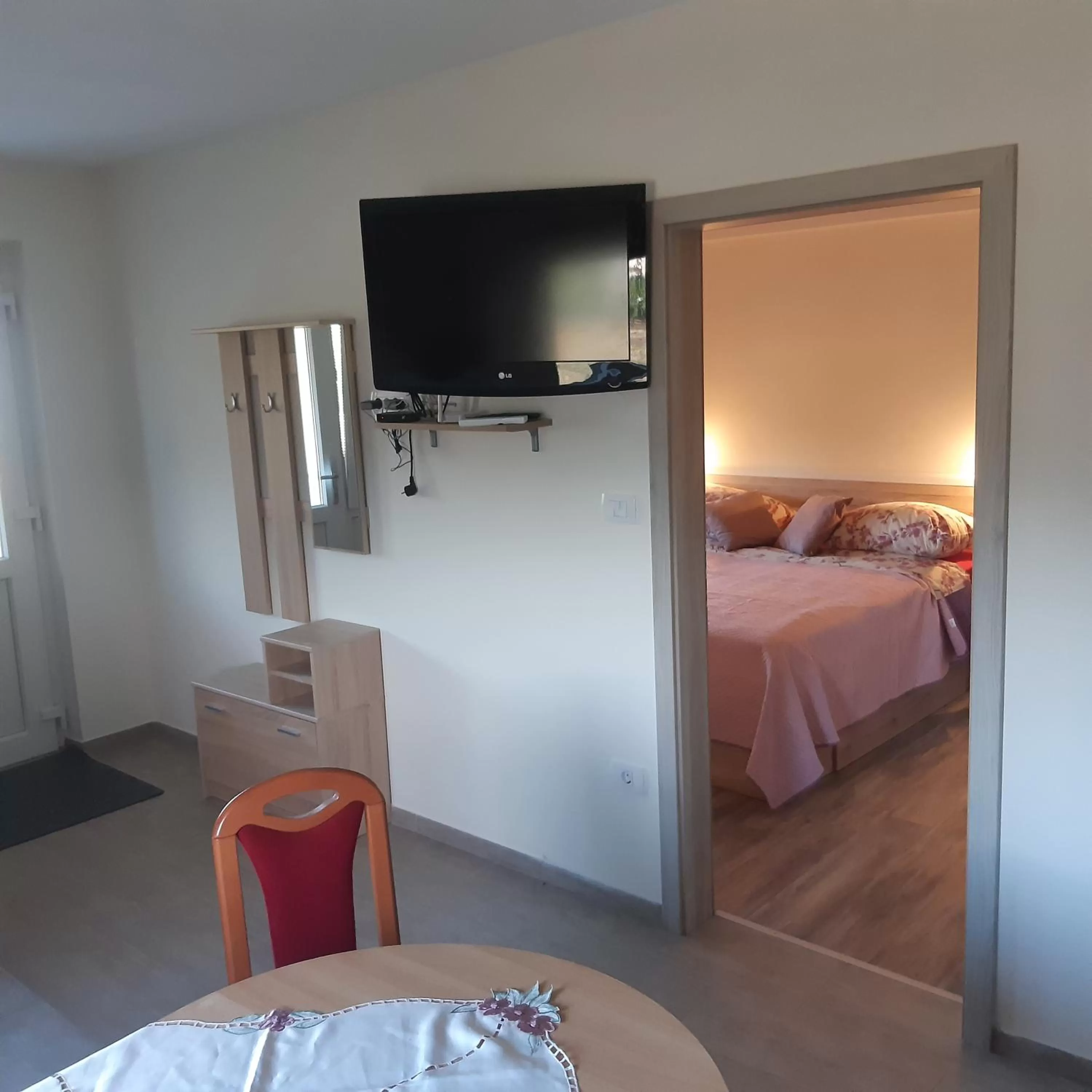 Bed in APARTMA in SOBE PILIH