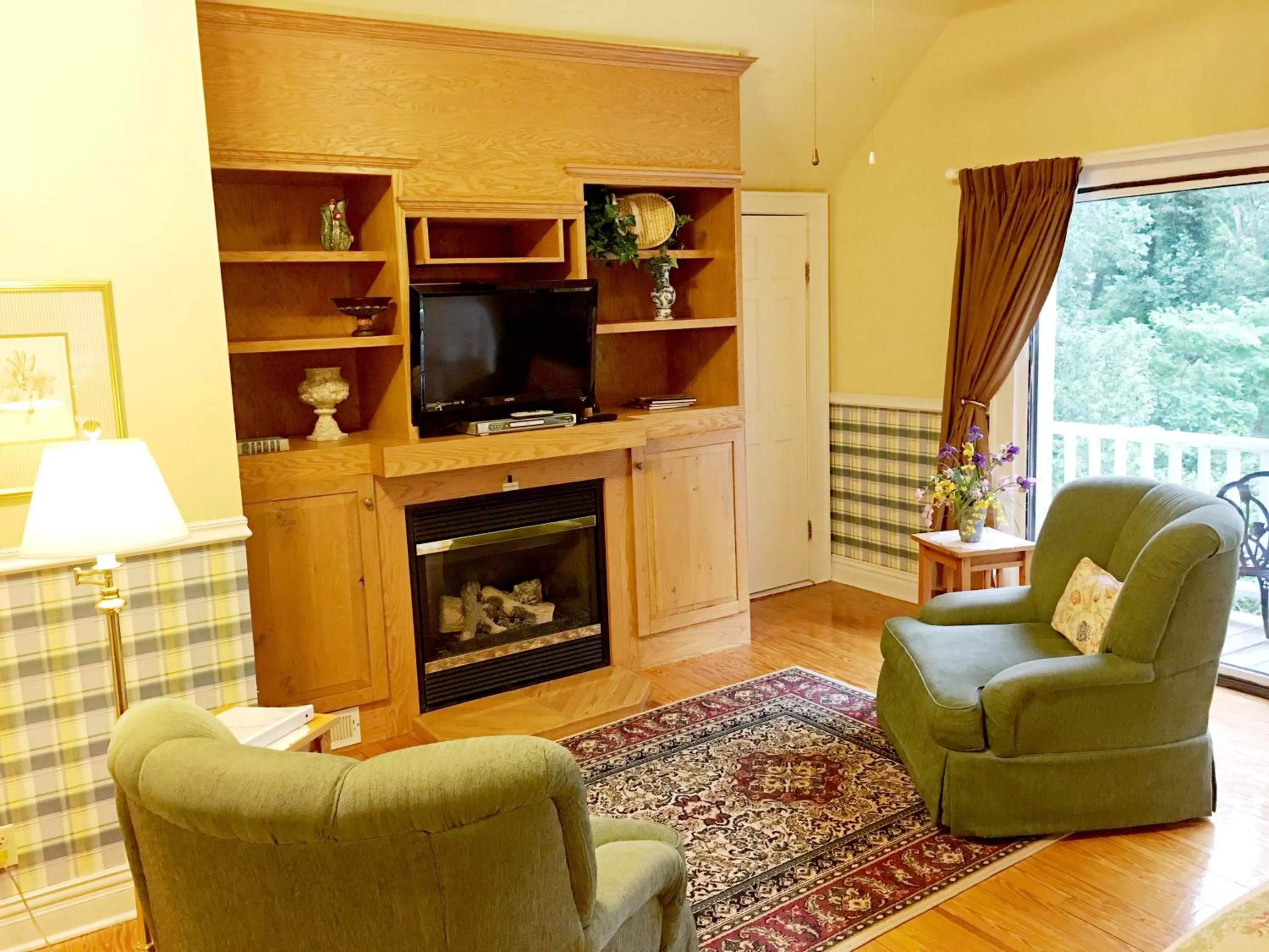 Balcony/Terrace in Highland Lake Inn & Resort - Flat Rock