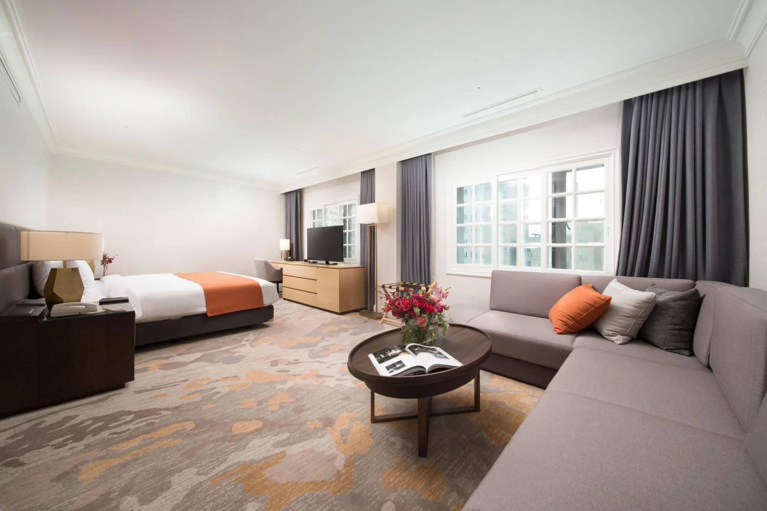 Decorative detail, Bed in Jeju Sun Hotel & Casino