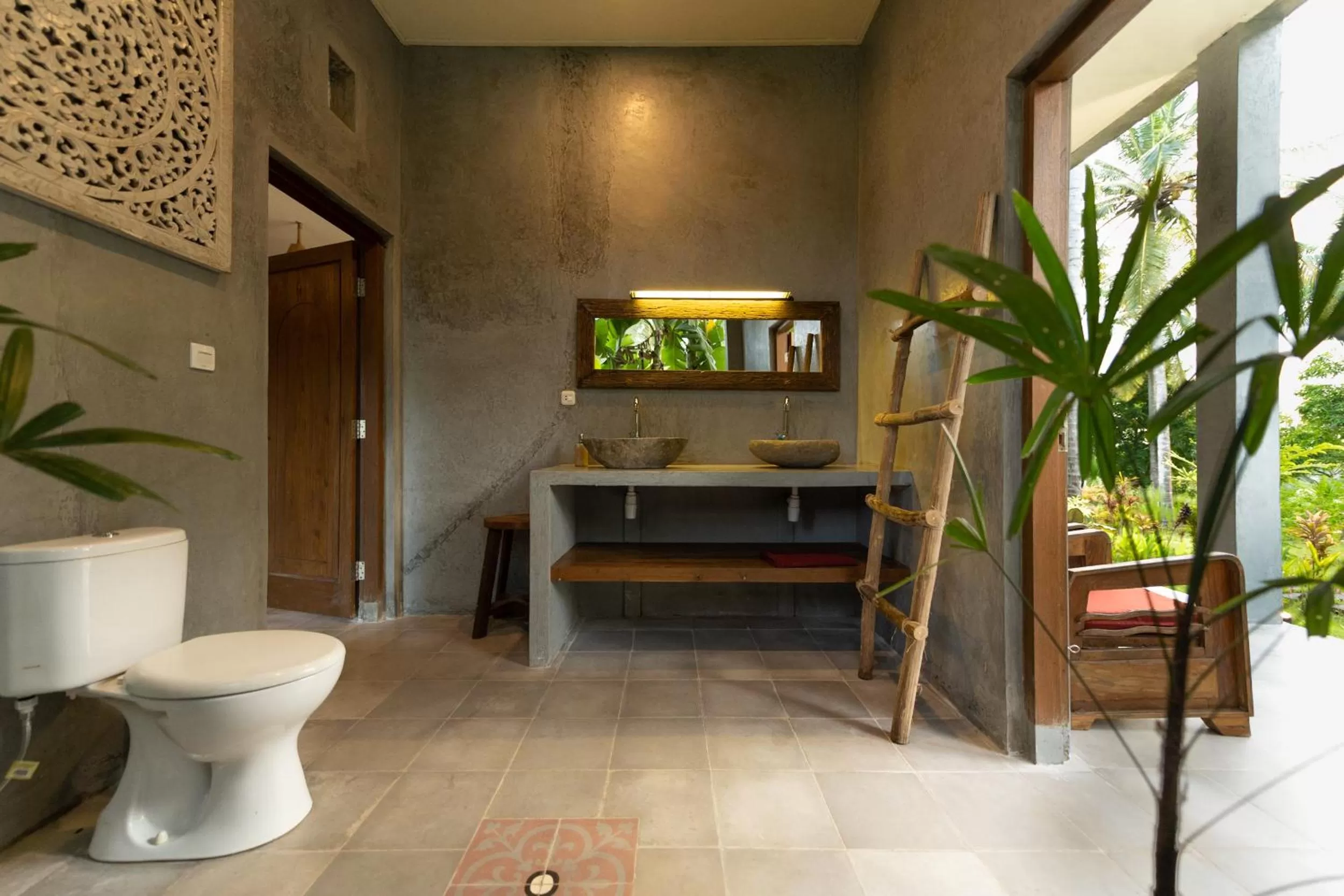 Bathroom in Tanah Damai Hotel