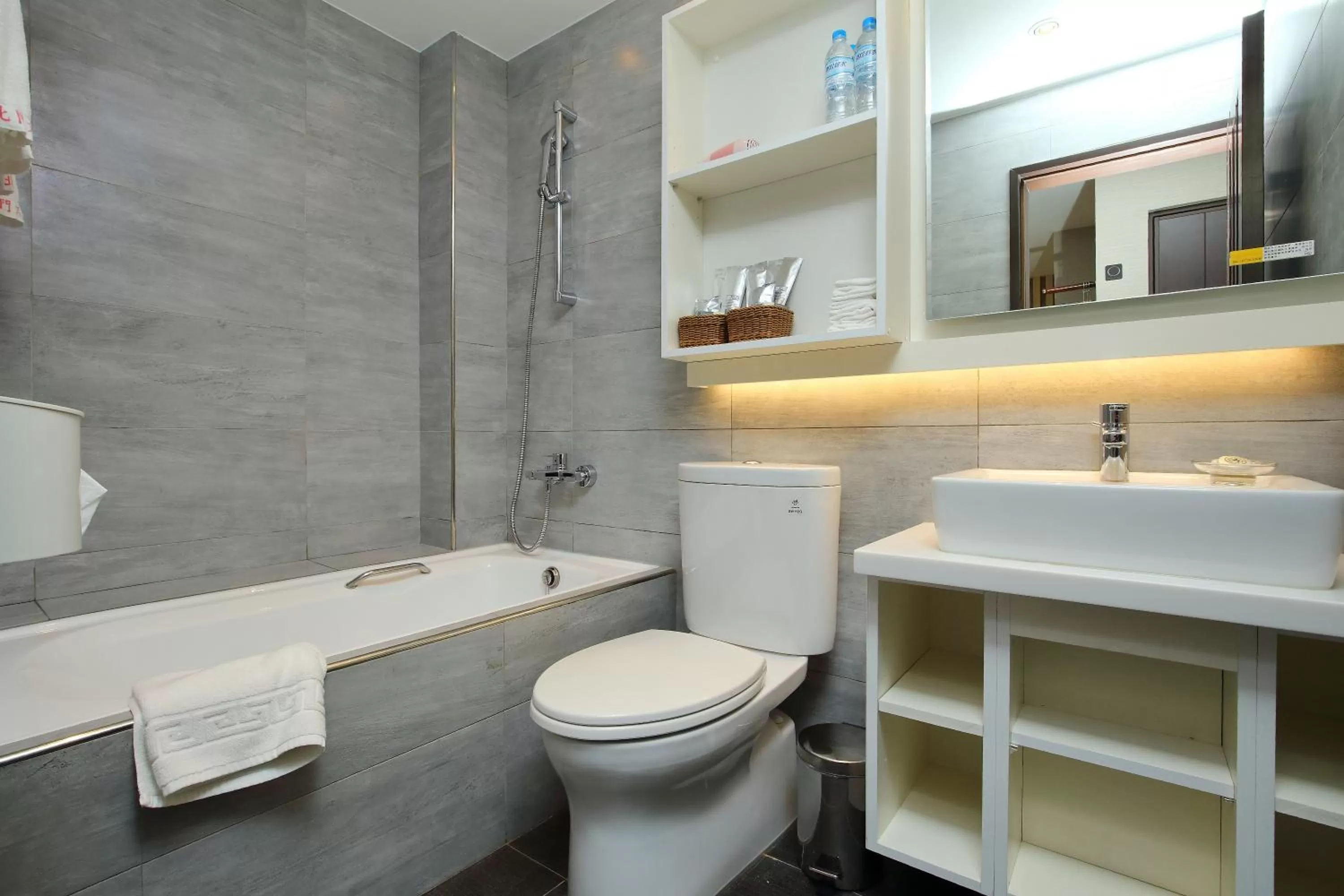 Bathroom in Bayman Hotel