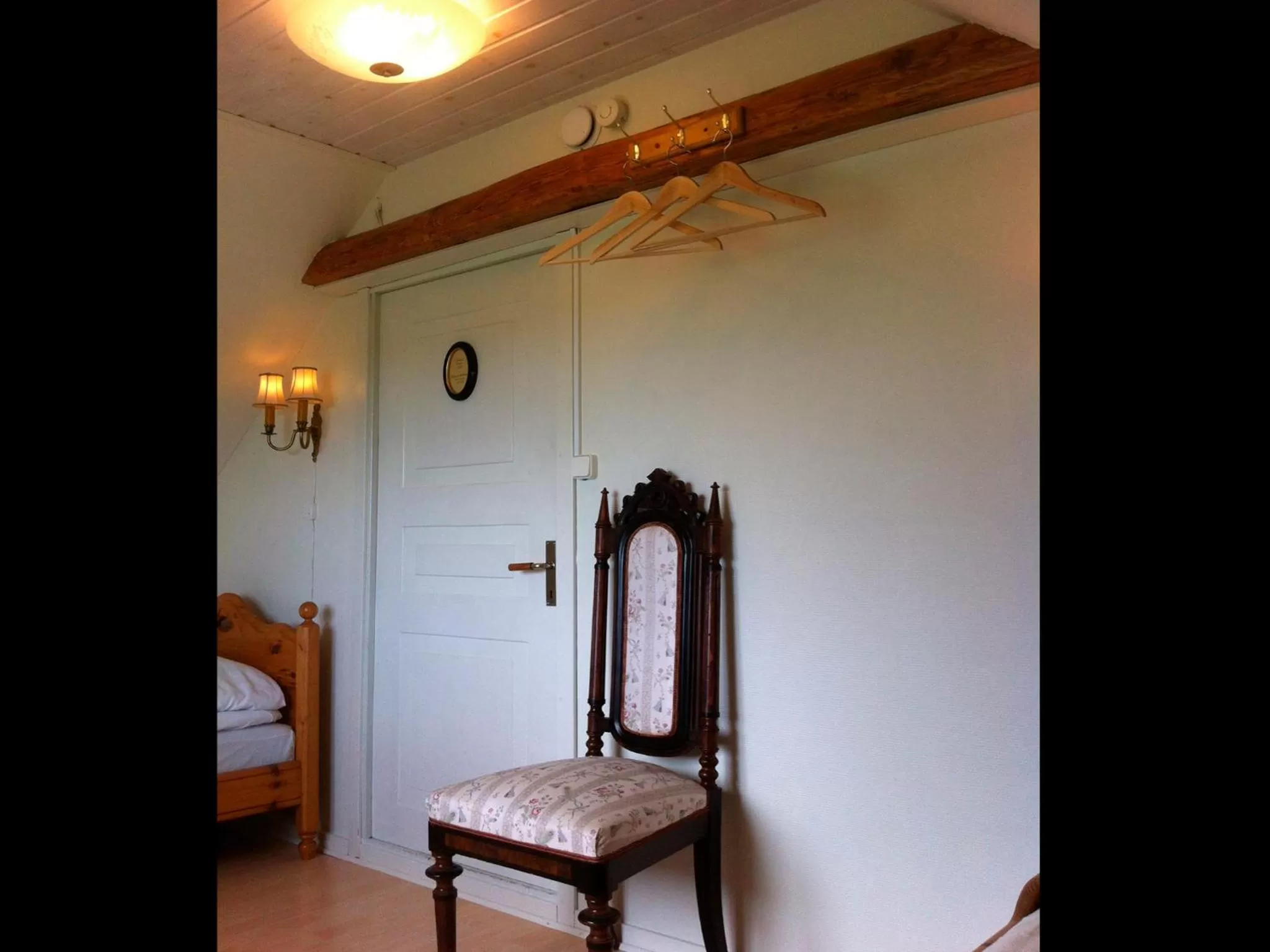 Photo of the whole room in Kullabygdens Bed & Breakfast