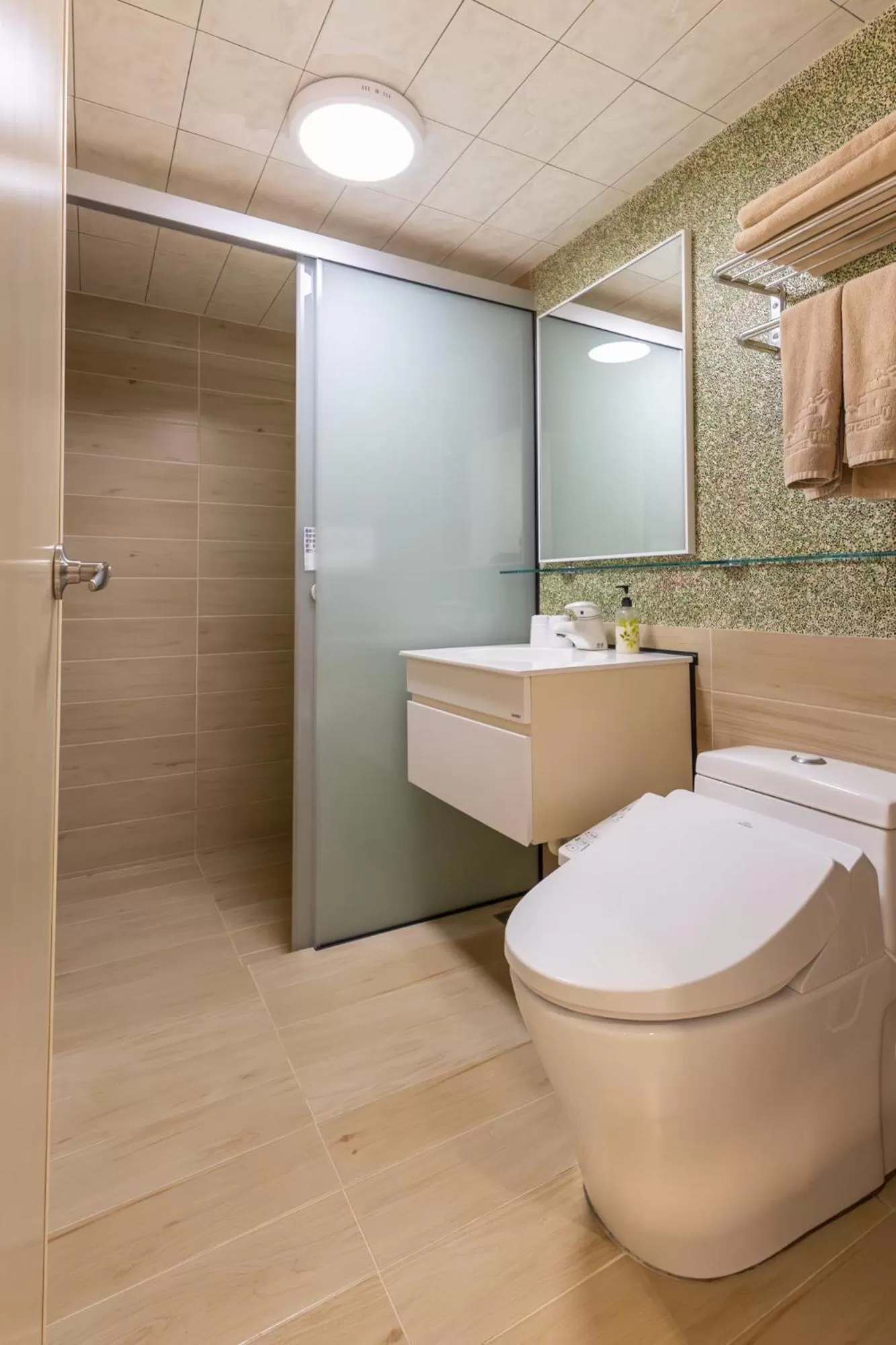 Shower in Beachcastle & Sea View Villa