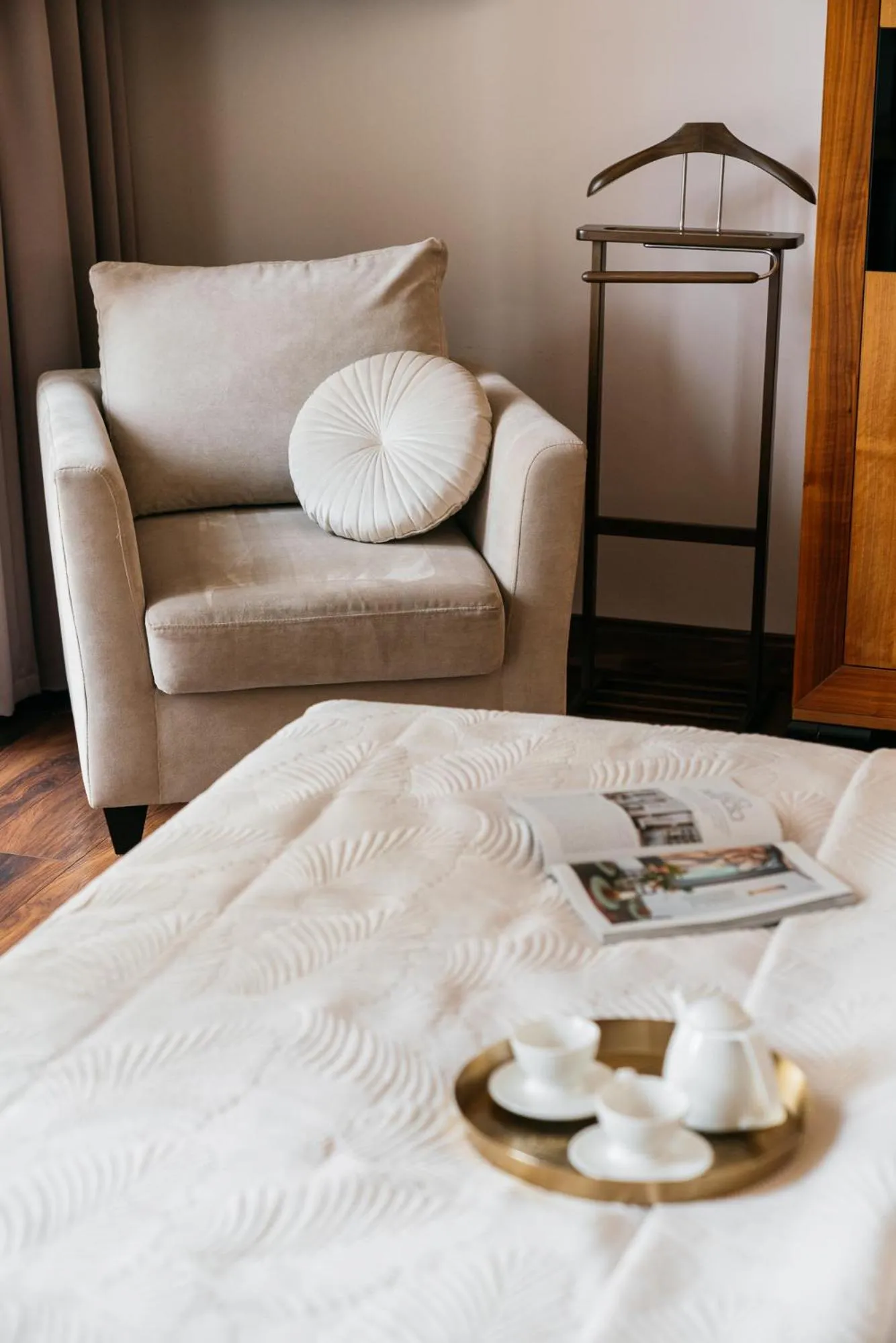 Bed in Topolowa Residence - LoftAffair Collection