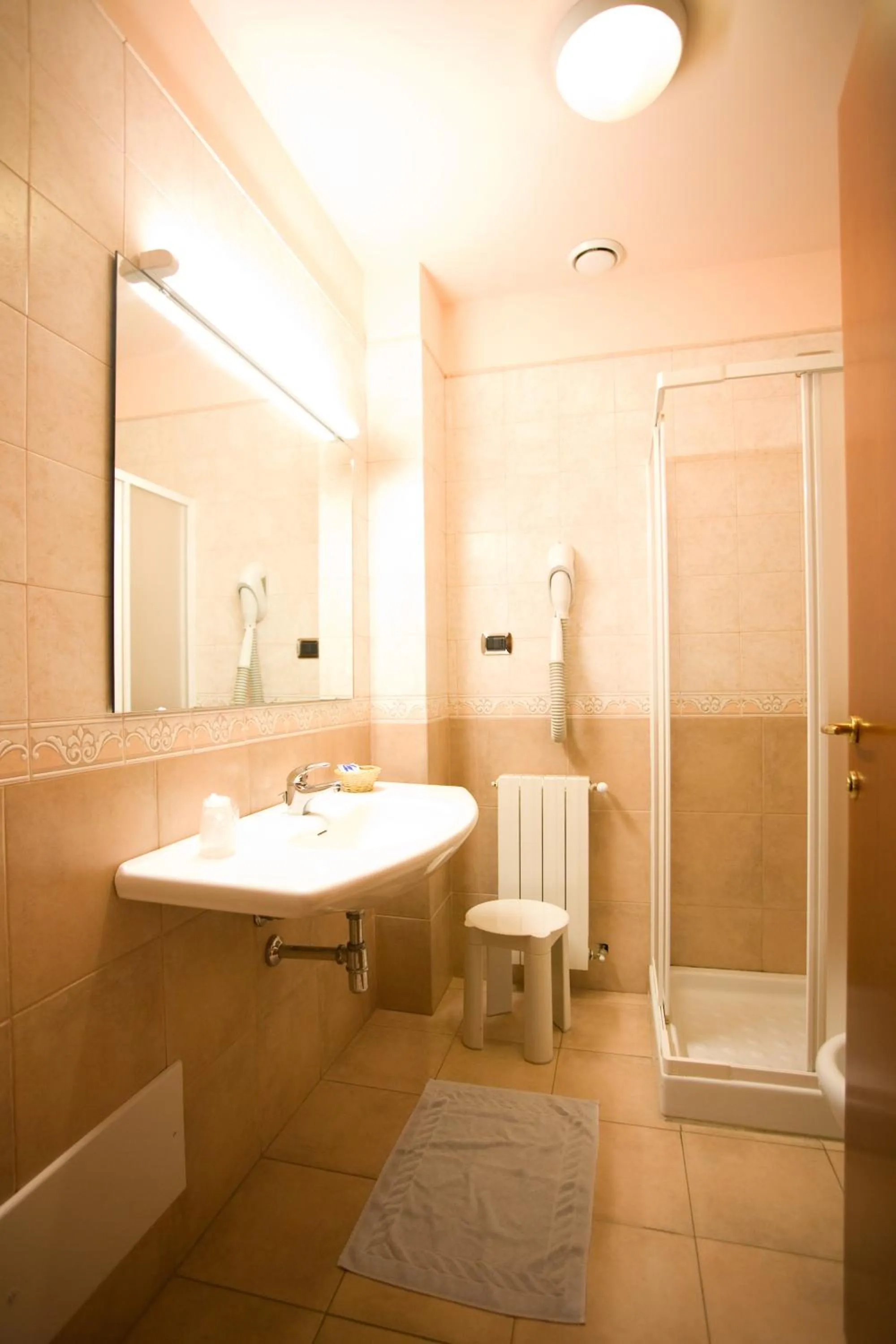 Shower in Hotel Villa Delle Rose