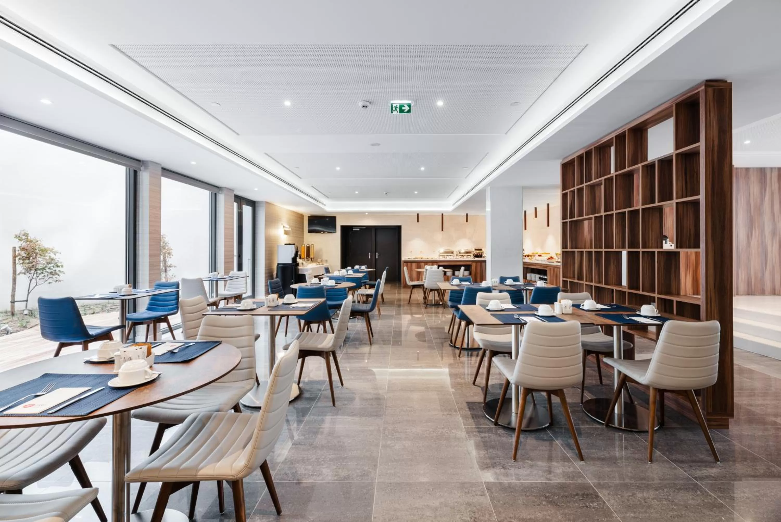 Restaurant/places to eat in Exe Saldanha