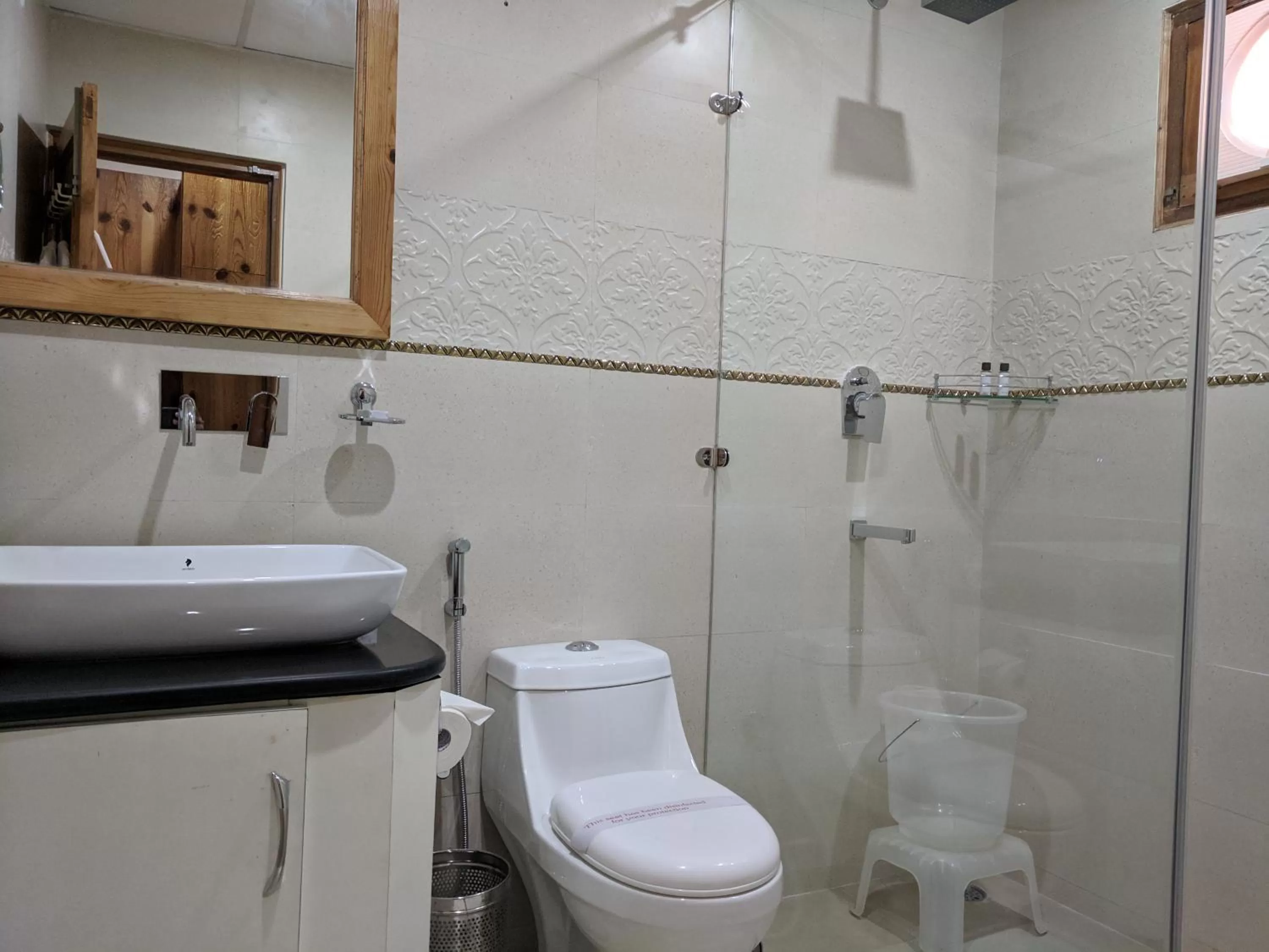 Bathroom in Span Resort and Spa, Manali