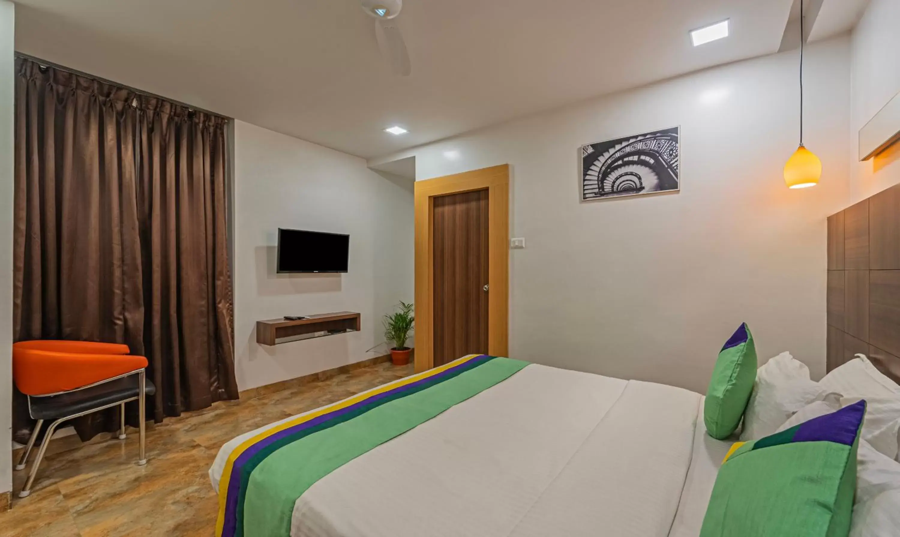 Standard Double Room - single occupancy in Treebo Golden Swan Tambaram Standard Double Room - single occupancy in Treebo Golden Swan Tambaram