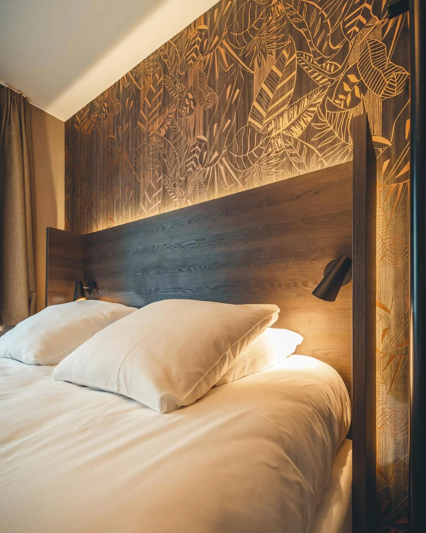 Bed in Prado Next Door