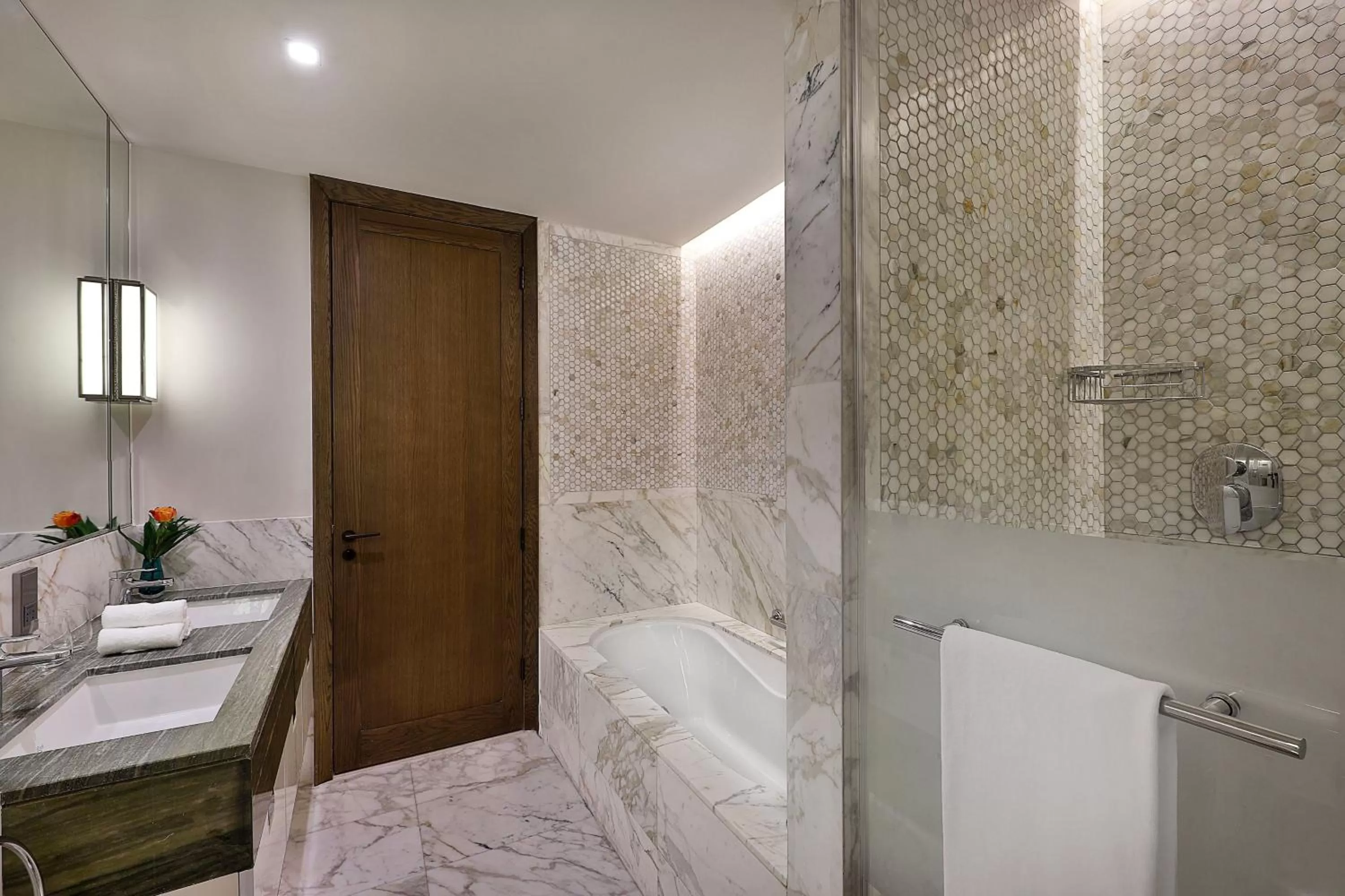 Bathroom in Assila, a Luxury Collection Hotel, Apartment Jeddah