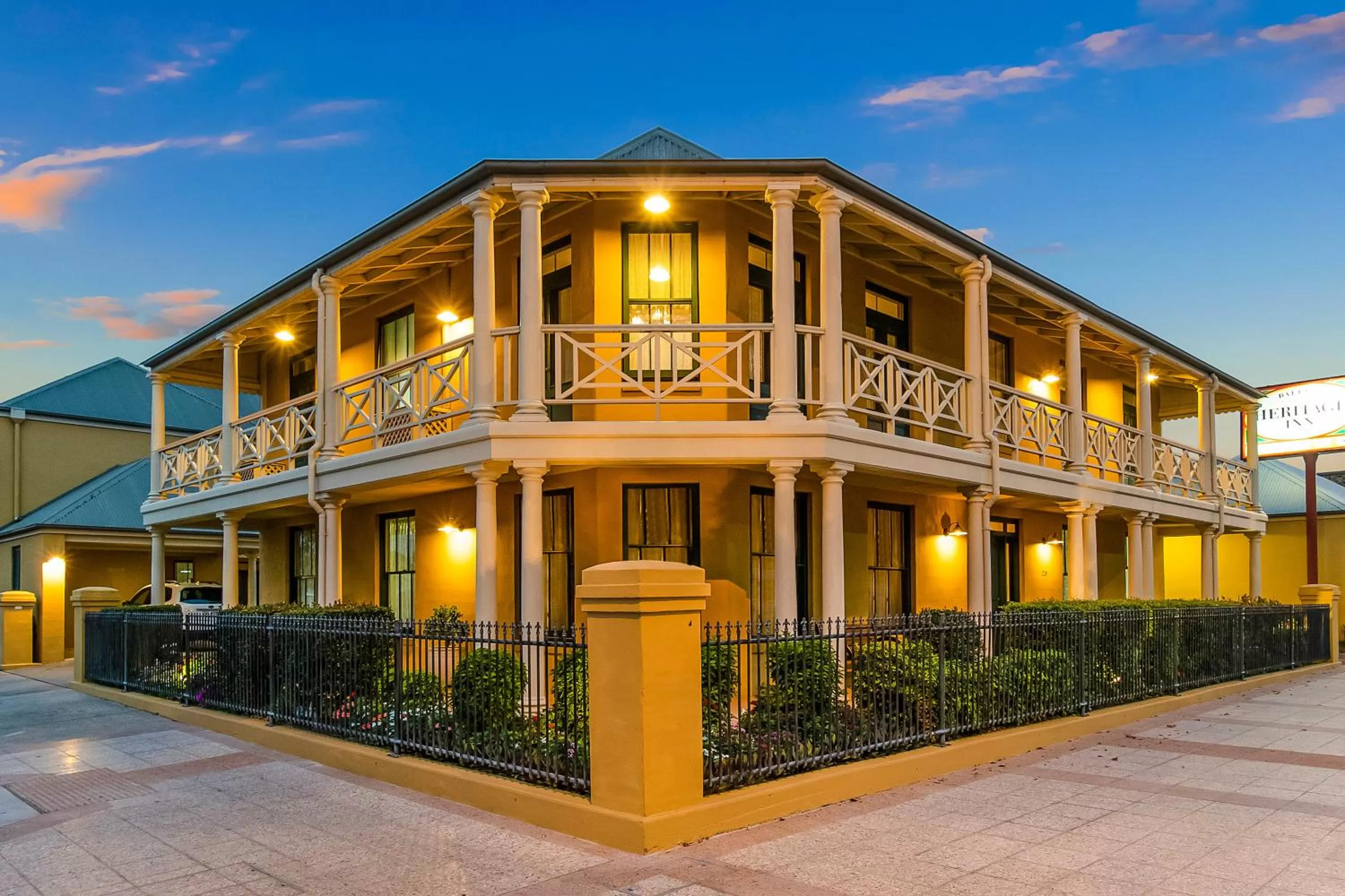 Property building in Ballina Heritage Inn